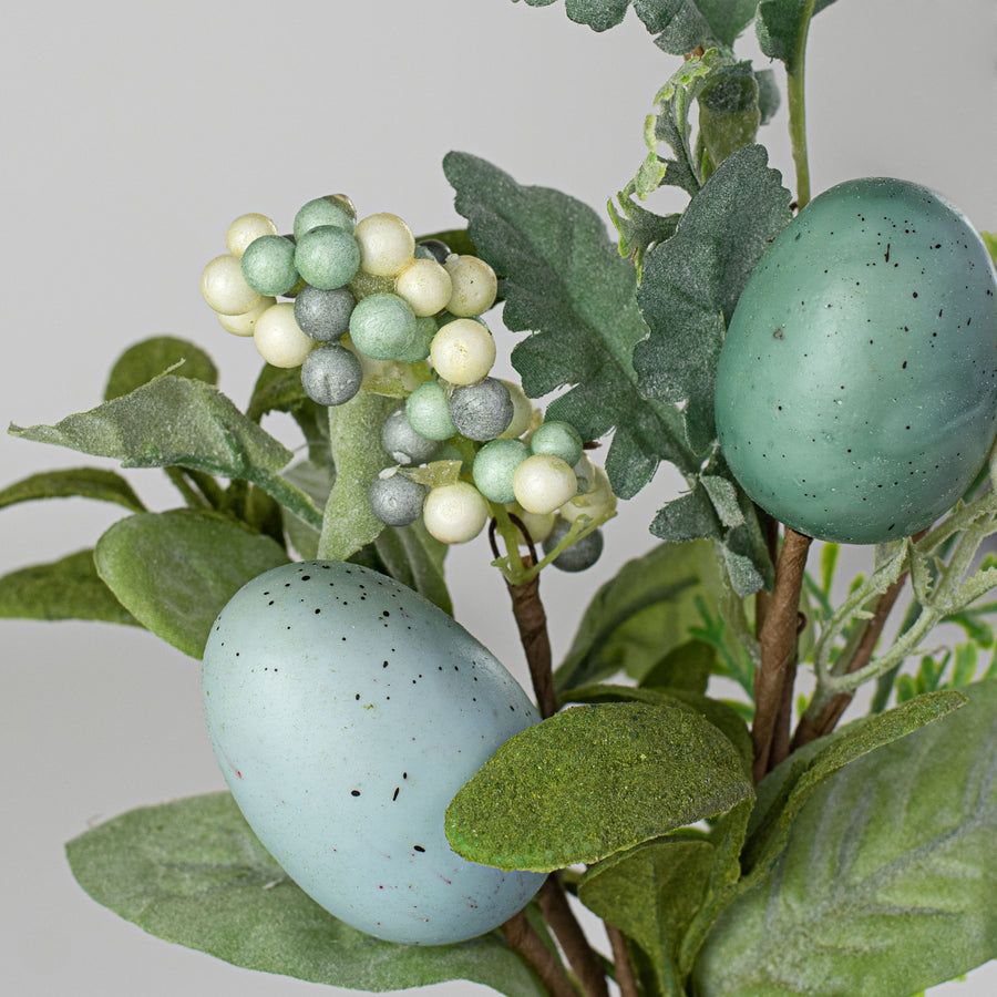 16" Egg, Leaves, Berry Pick: Blue & Cream Lifestyle Photo