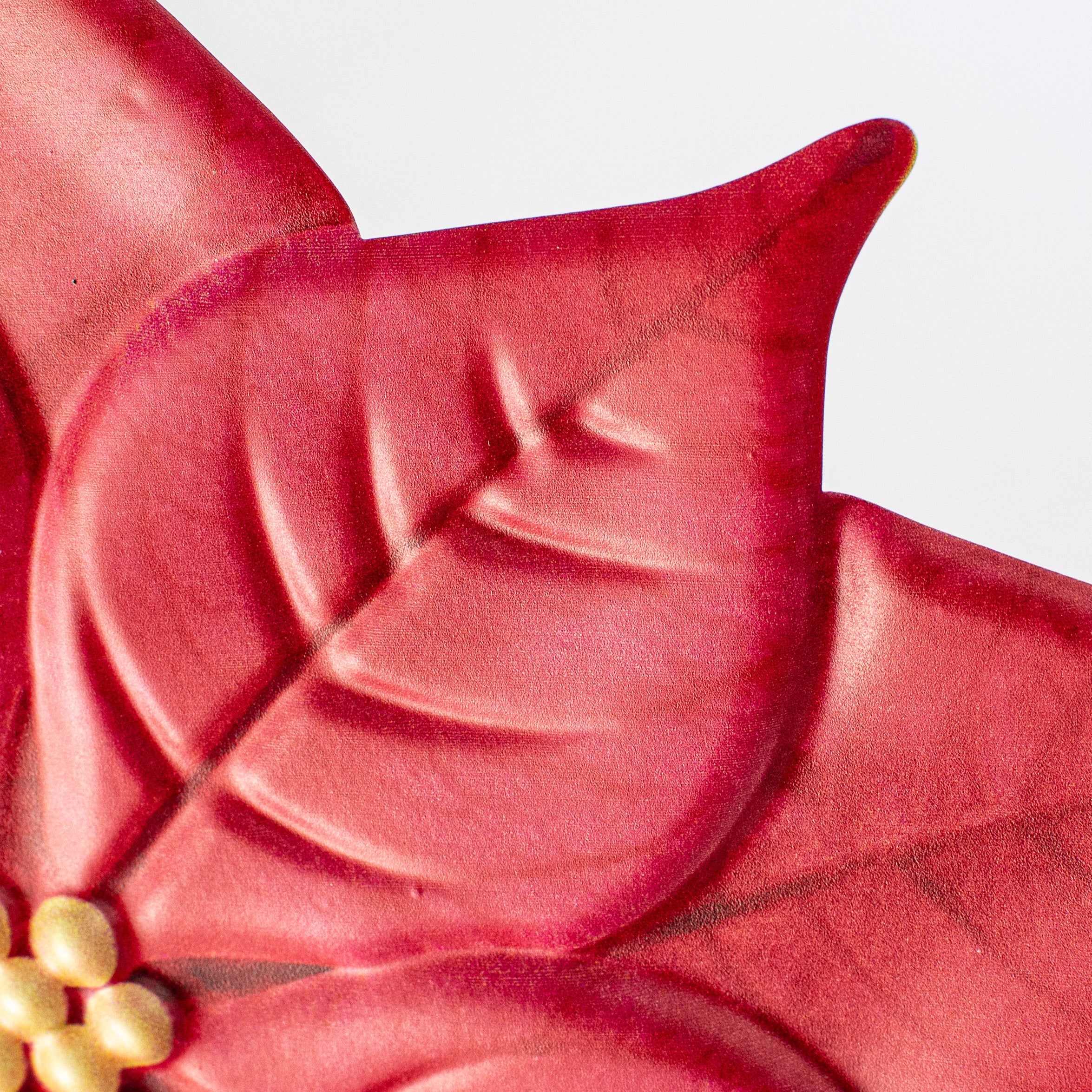 12" Embossed Metal Hanger: Red Poinsettia detail photo 3
