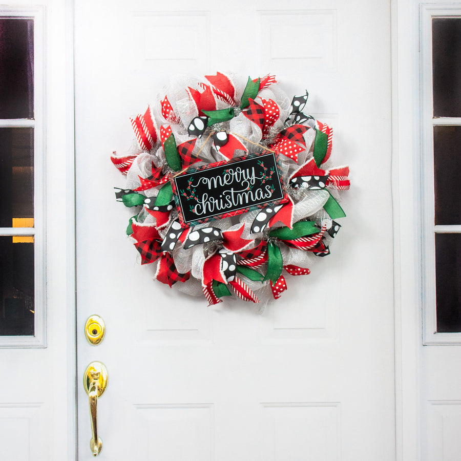 12" Embossed Metal Sign: Merry Christmas Mistletoe detail photo 4