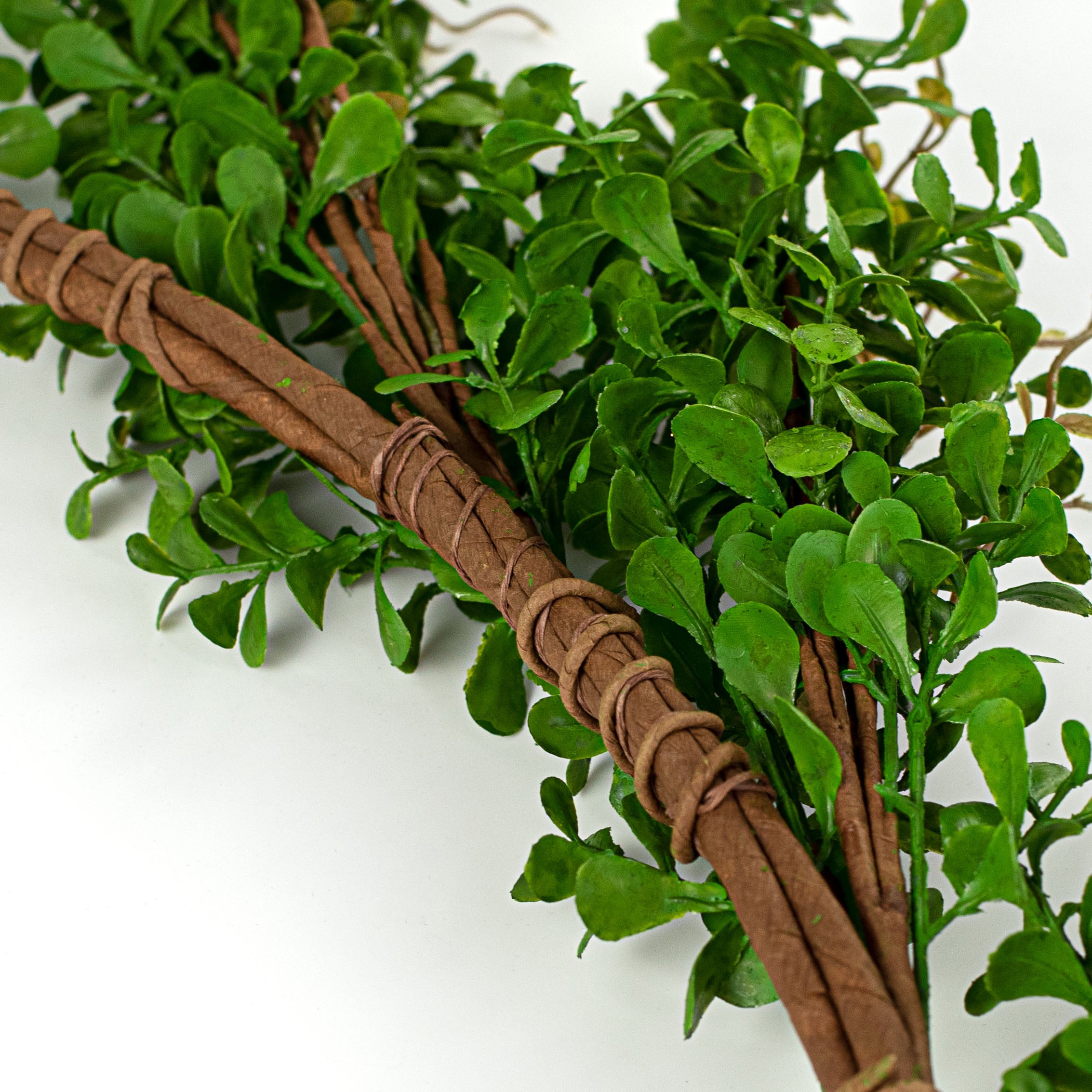30" Eucalyptus Oval Wreath detail photo 4