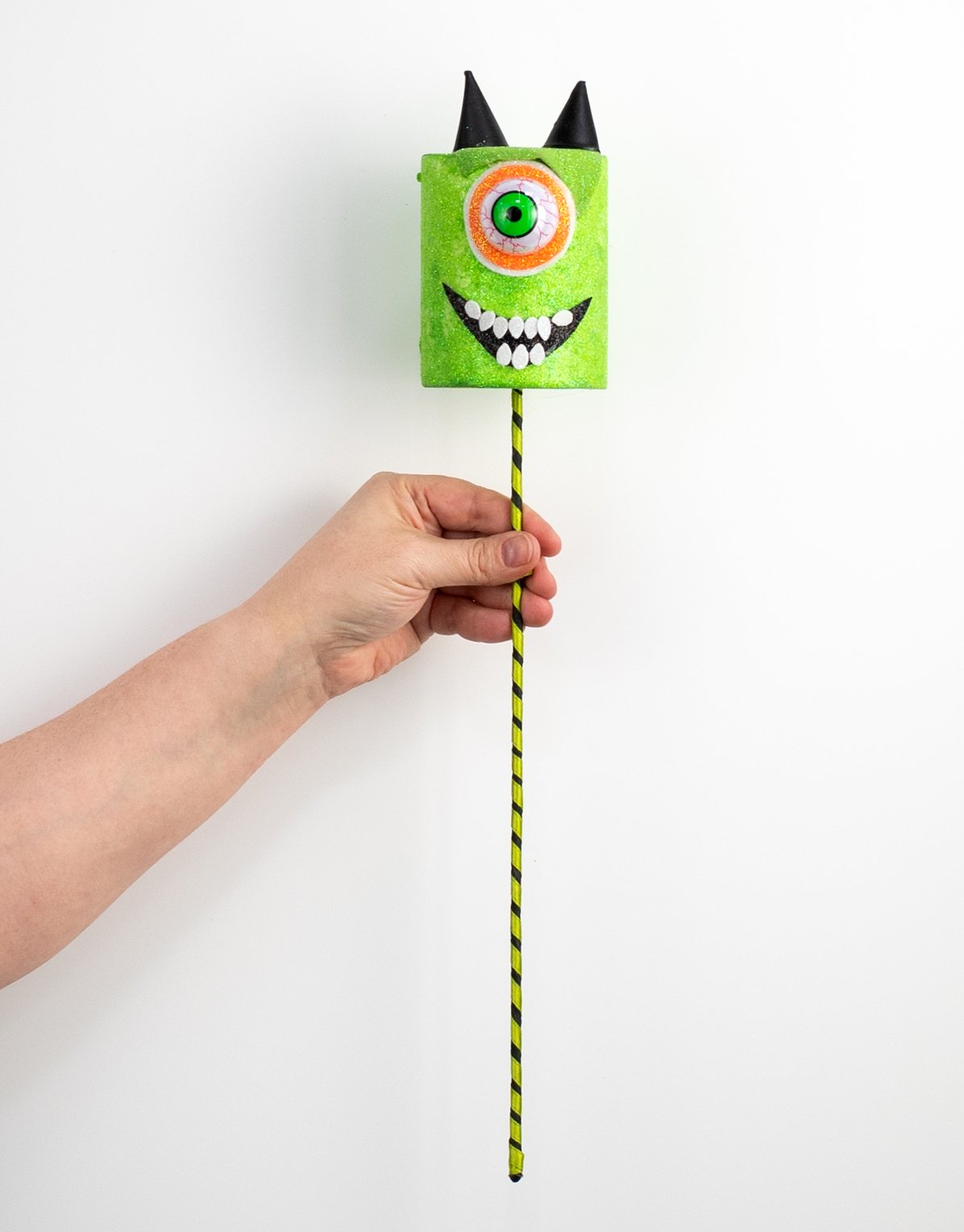 18" Evil Eyeball Marshmallow Monster Pick detail photo 3