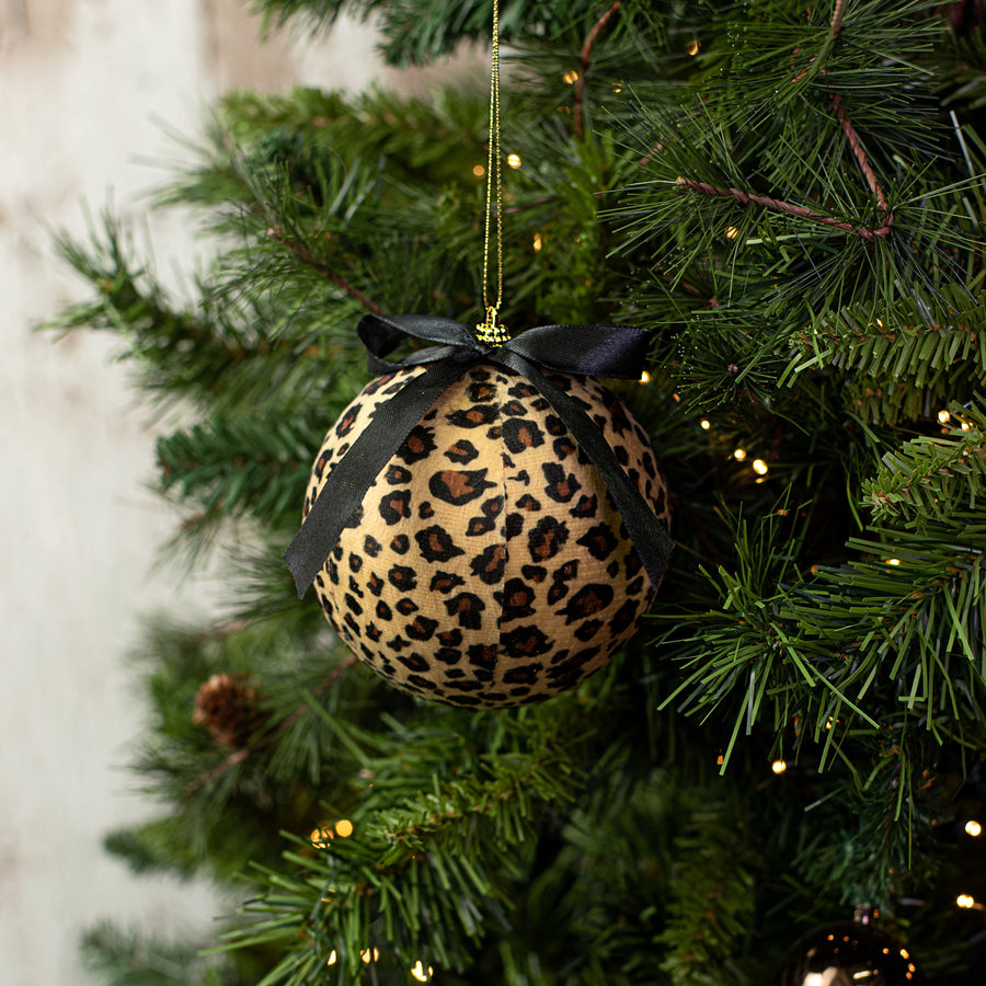 4" Fabric Ball Ornament: Cheetah Lifestyle Photo