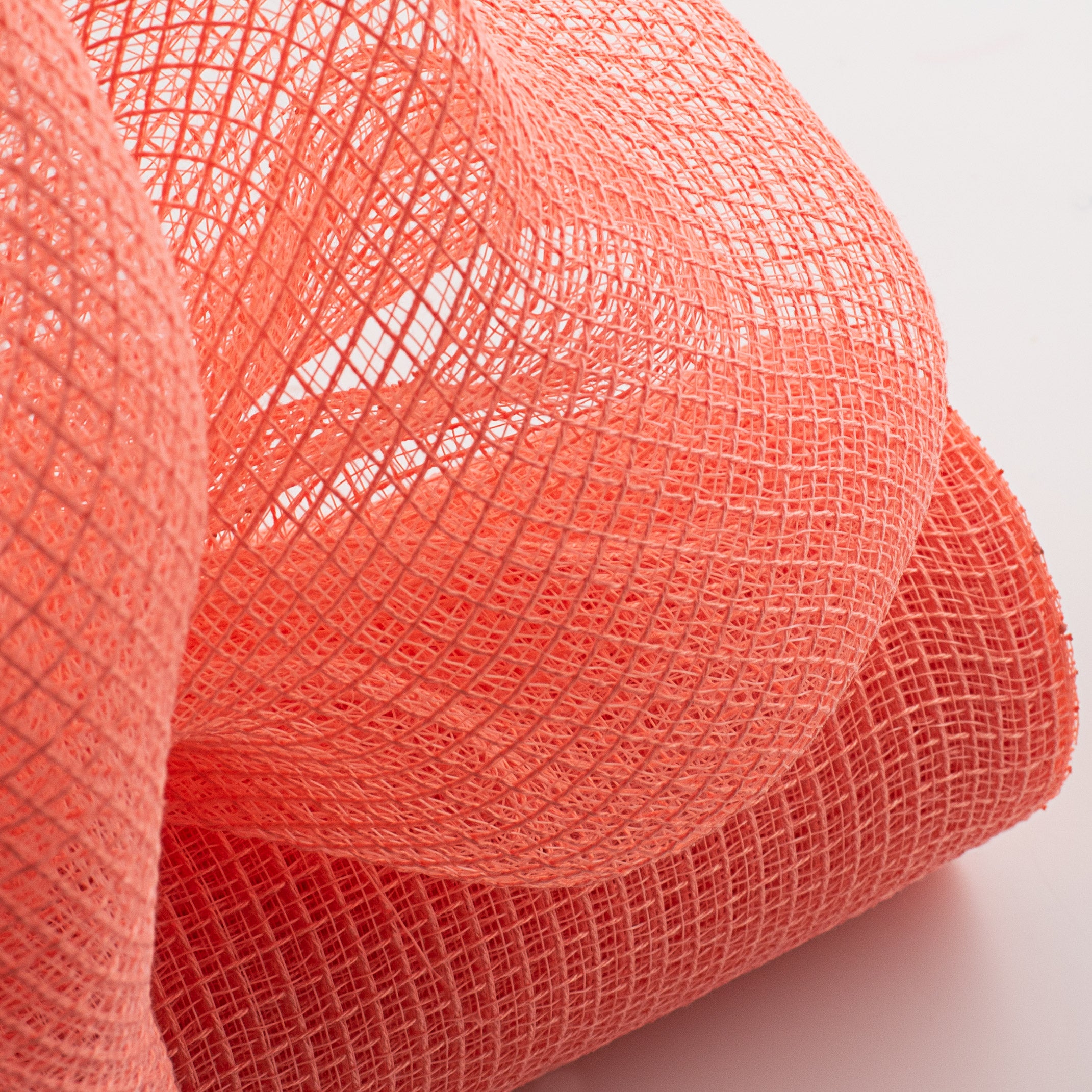 21" Fabric Mesh: Coral Lifestyle Photo