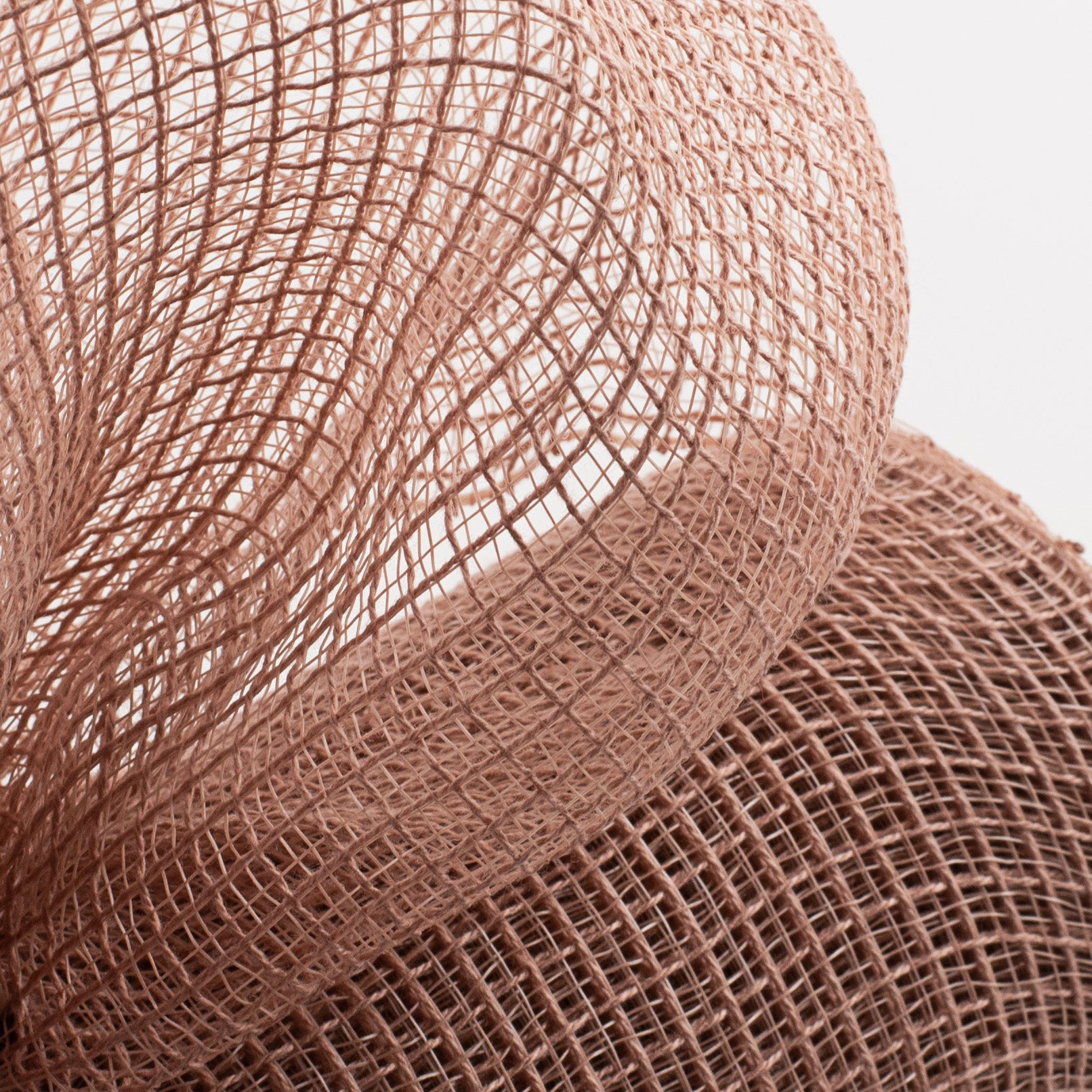 10" Fabric Mesh: Mauve Lifestyle Photo
