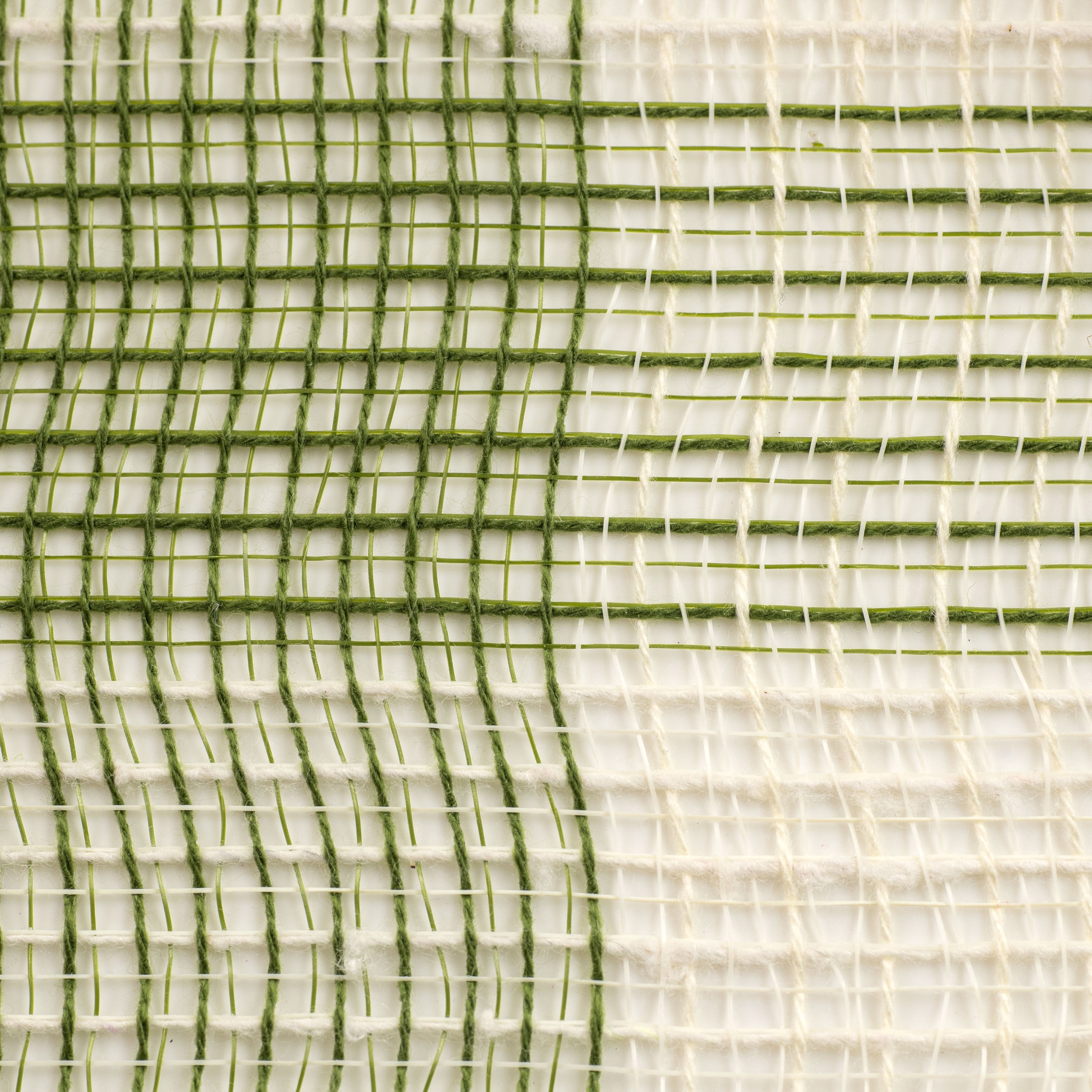 21" Fabric Mesh: Moss & Cream Check detail photo 3