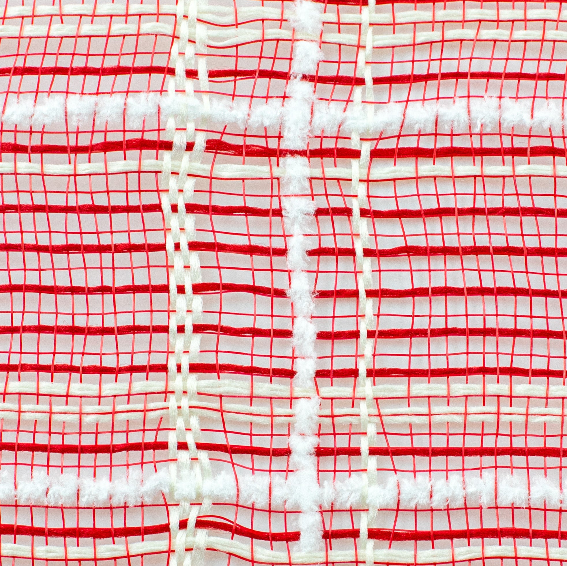 10" Fabric Plaid Mesh: Red Jute, Cream & White Fuzz detail photo 3