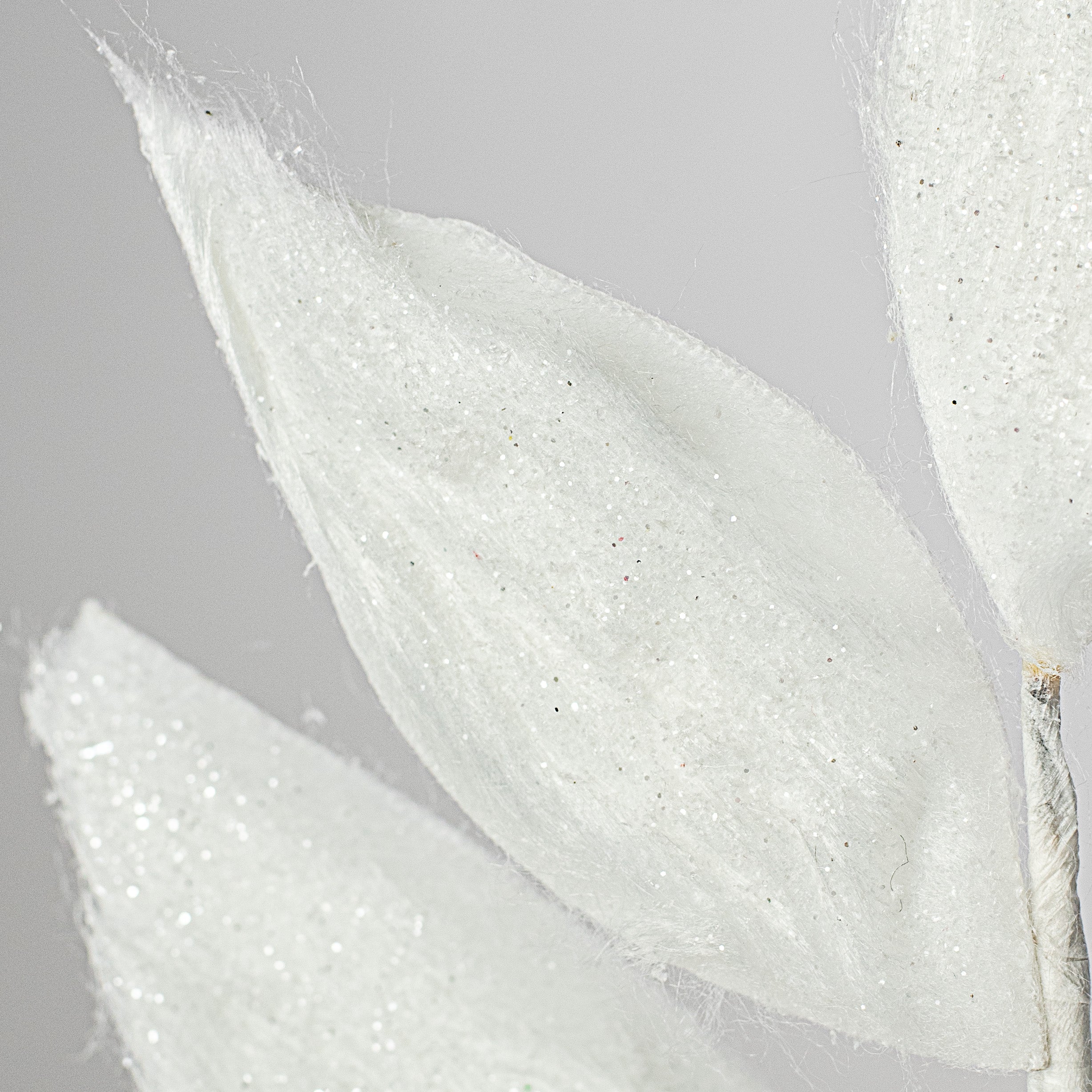 26" Faux Fur Leaf Spray: White Lifestyle Photo