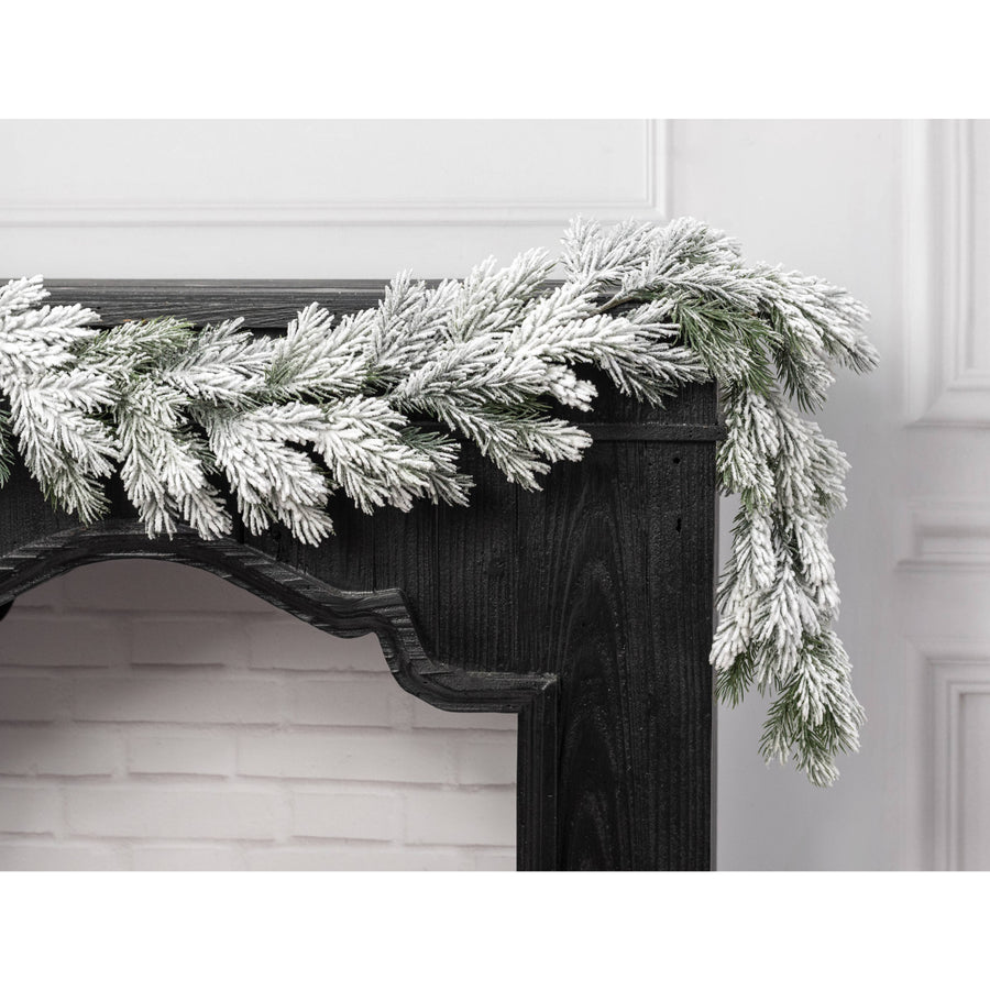 6' Flocked Spruce Garland