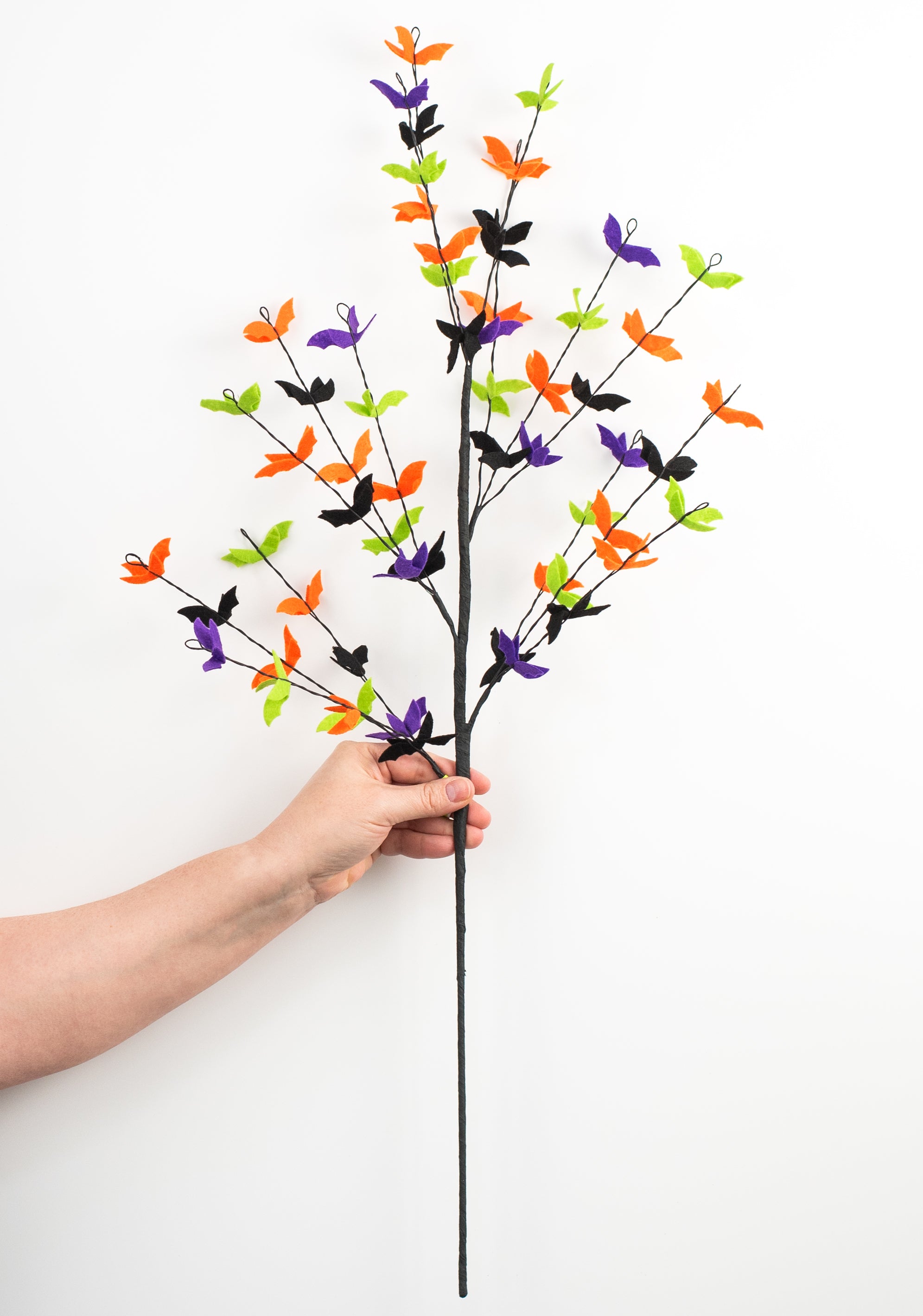 30" Felt Bats Filler Spray: Bright Halloween detail photo 3