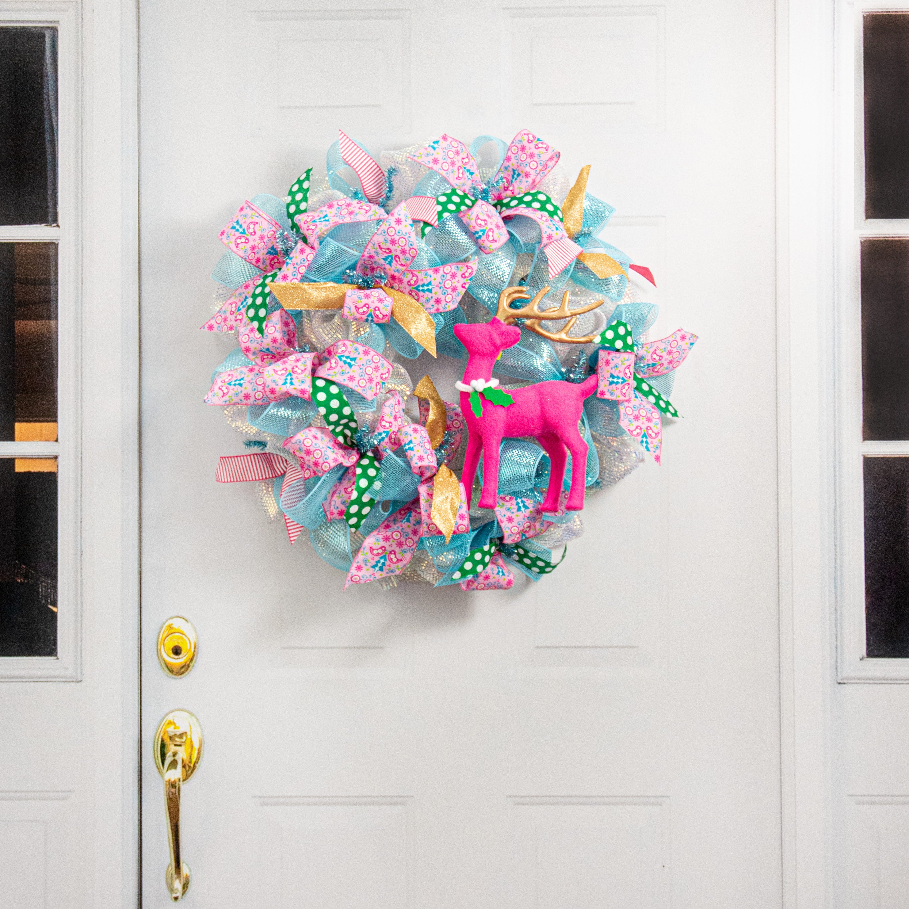 12" Felt Deer Decoration: Hot Pink & Gold detail photo 4