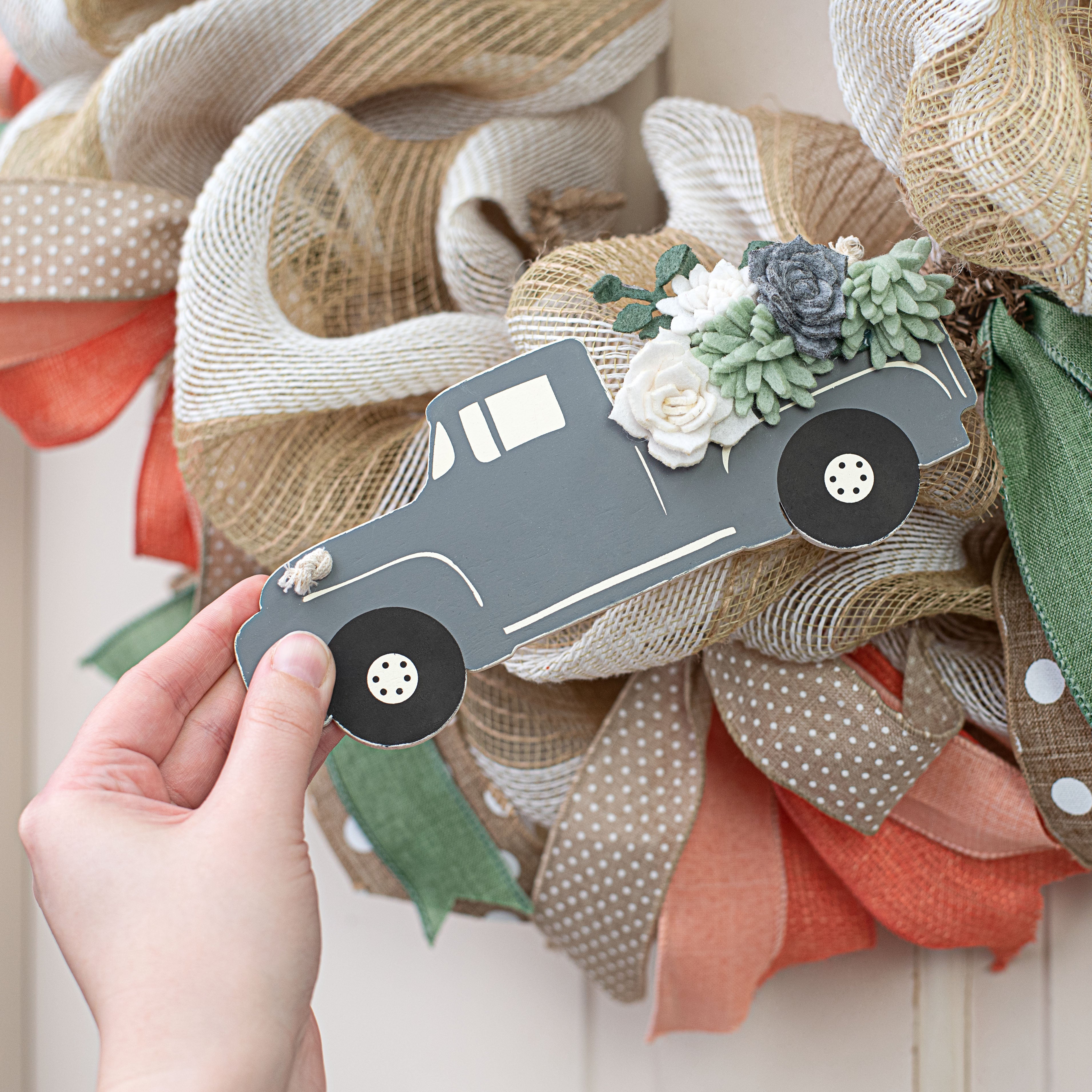 Felt Flower Vintage Truck Hanging DÃ©cor (8") Lifestyle Photo