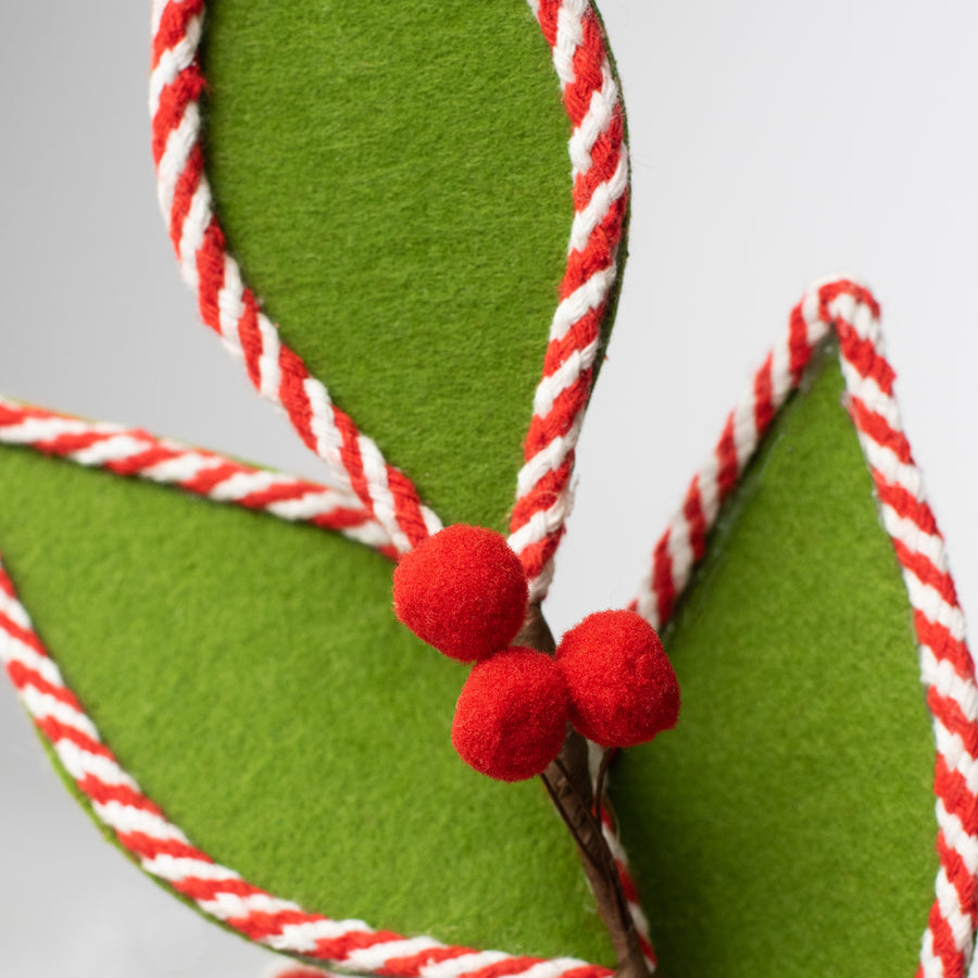 29" Felt Holly Leaves Spray: Green Lifestyle Photo