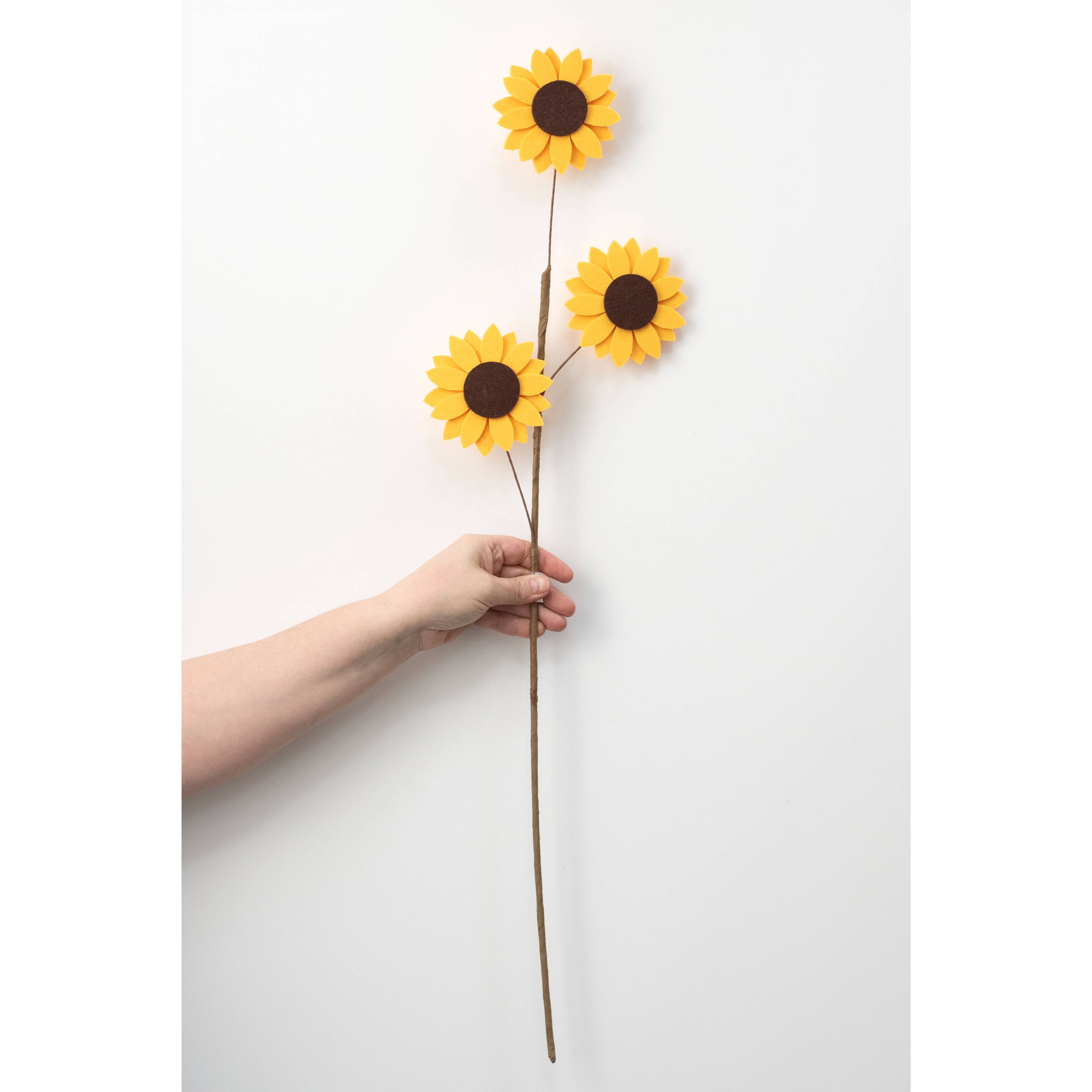 30" Felt Sunflowers Spray detail photo 3