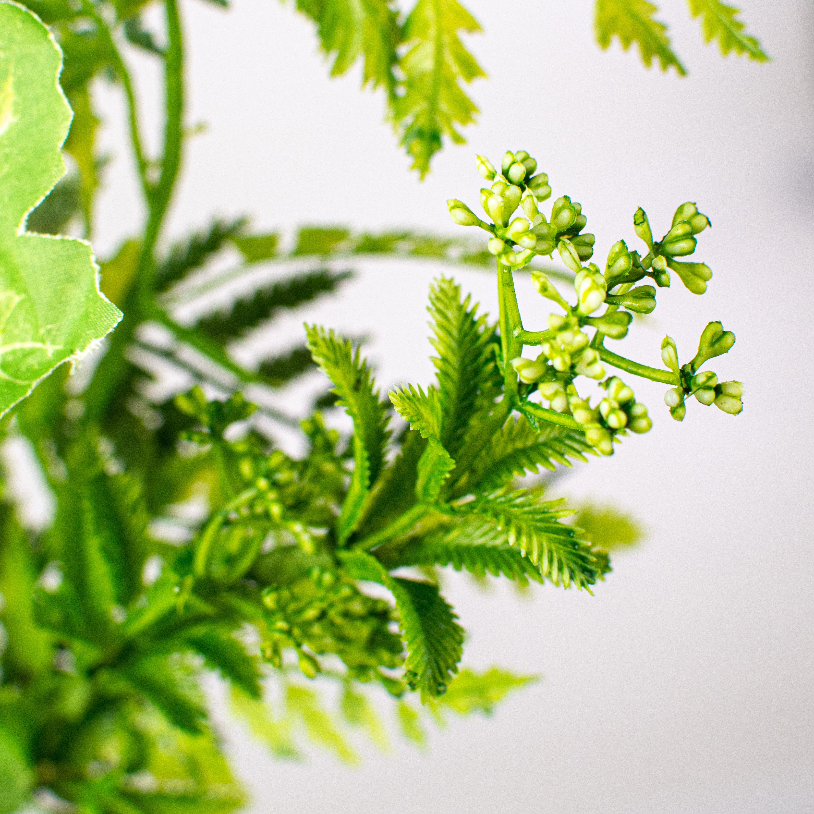 16" Fern & Leaves Pick detail photo 4