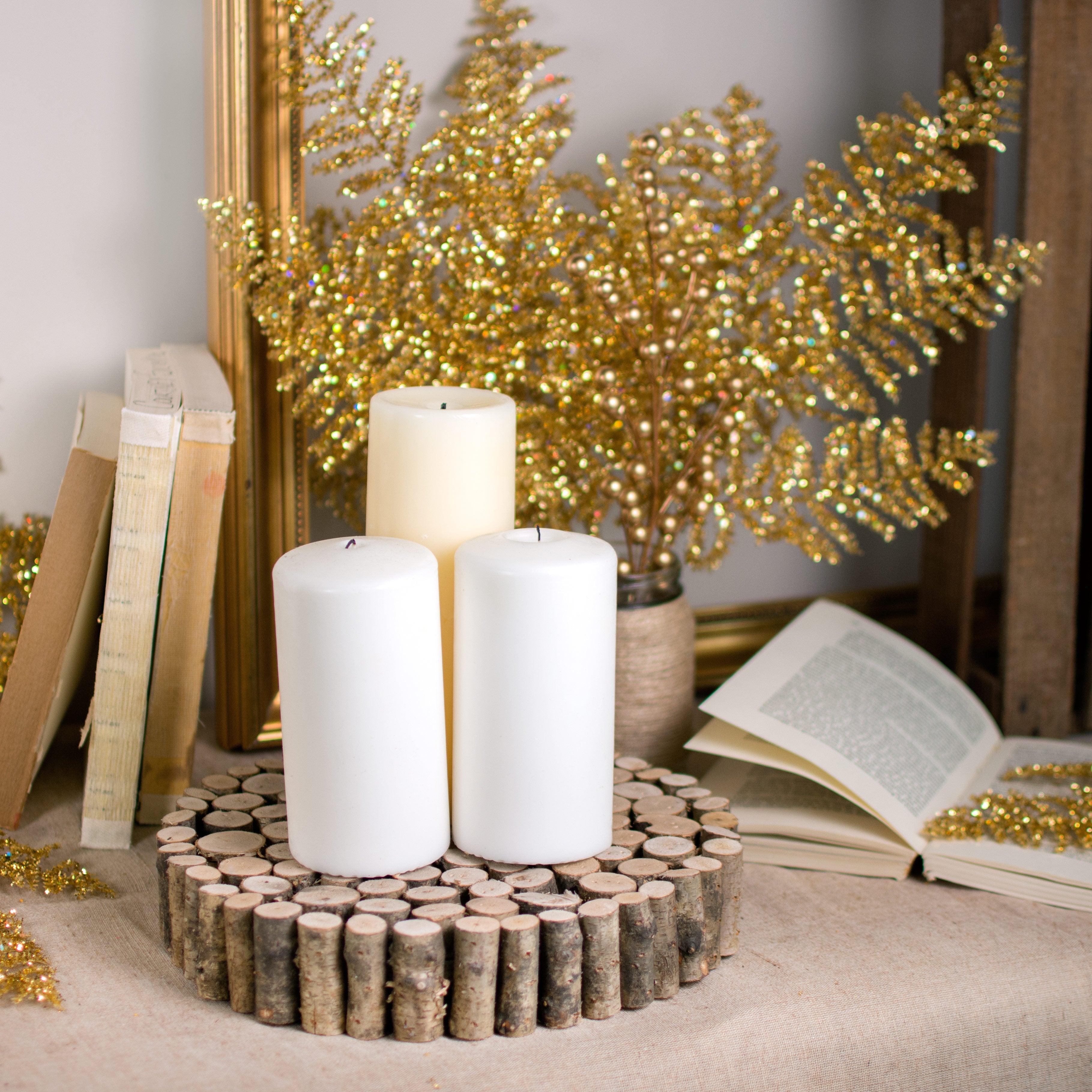 19" Fern Spray: Gold Glitter (Set of 6) detail photo 6