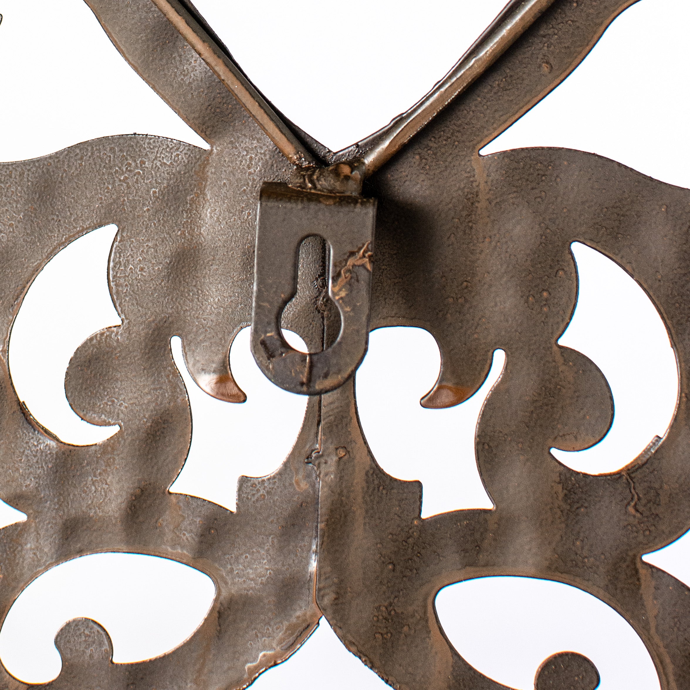 18" x 14.5" Filigree Angel Wings: Antique Rust detail photo 3
