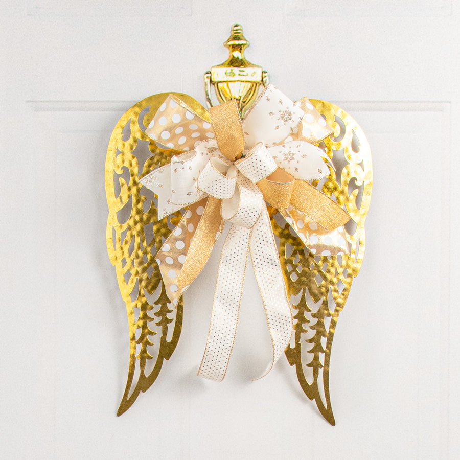 18" x 14.5" Filigree Angel Wings: Gold Leaf Lifestyle Photo