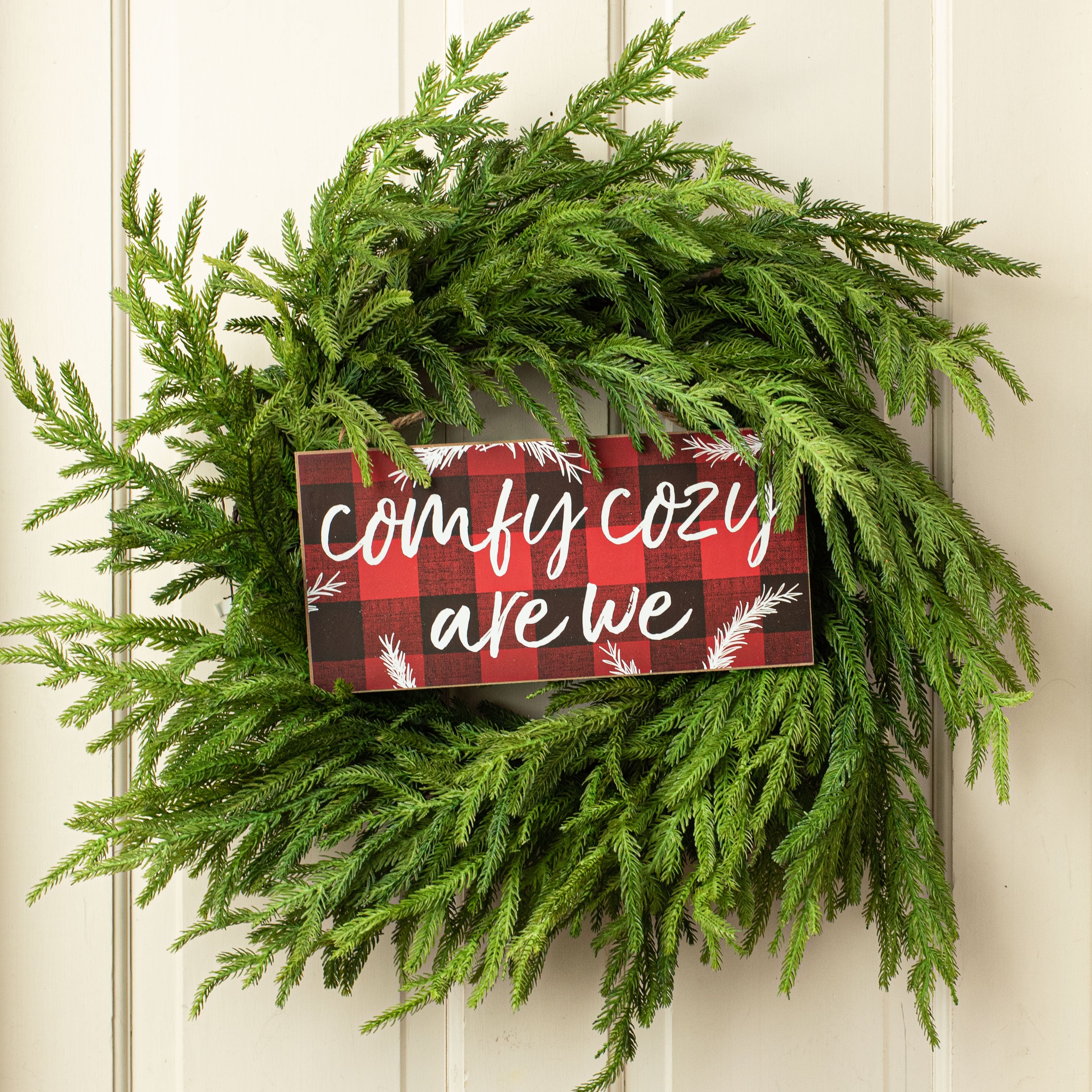 24" Fir Pine Wreath Lifestyle Photo