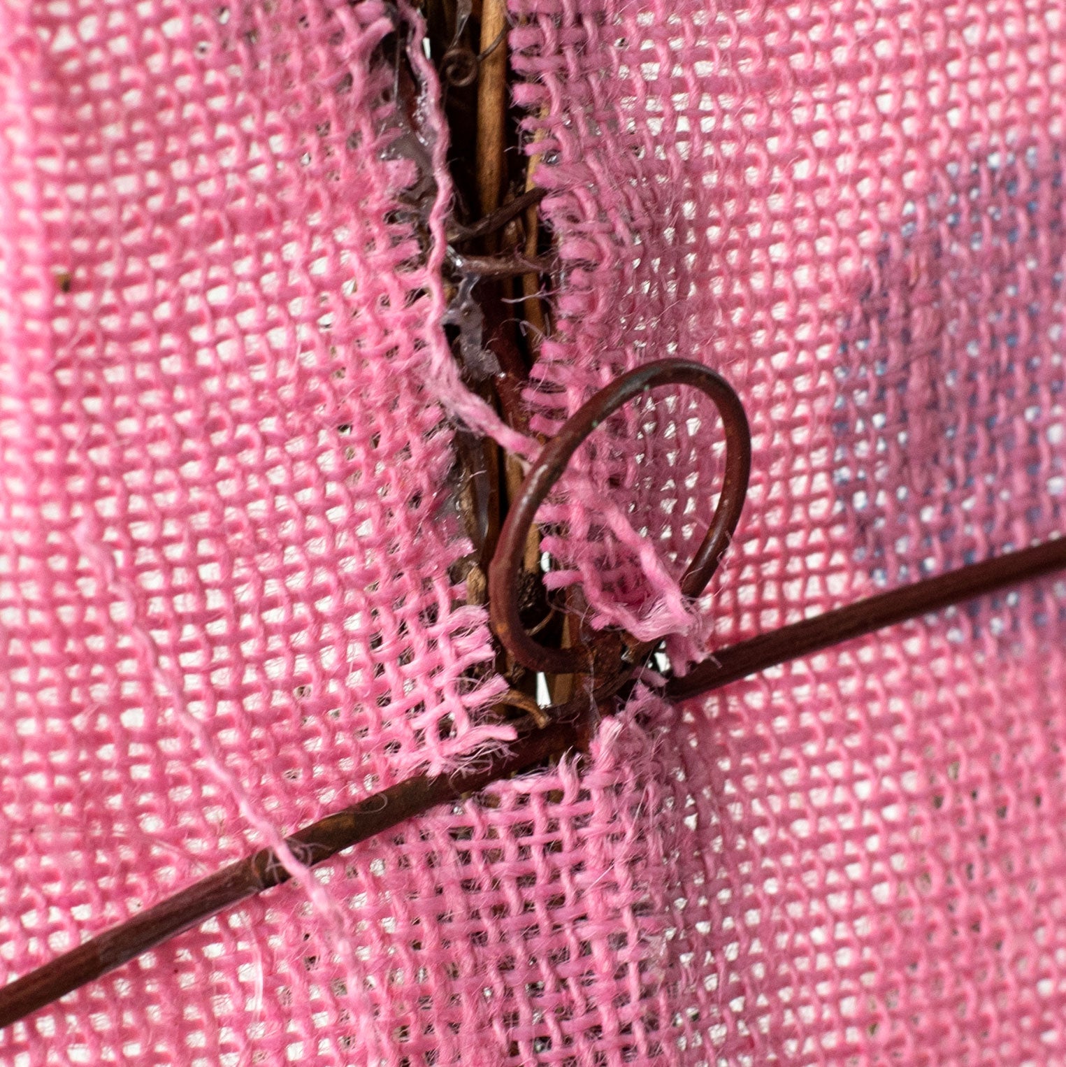 22" Flip Flop Grapevine Hanger detail photo 4
