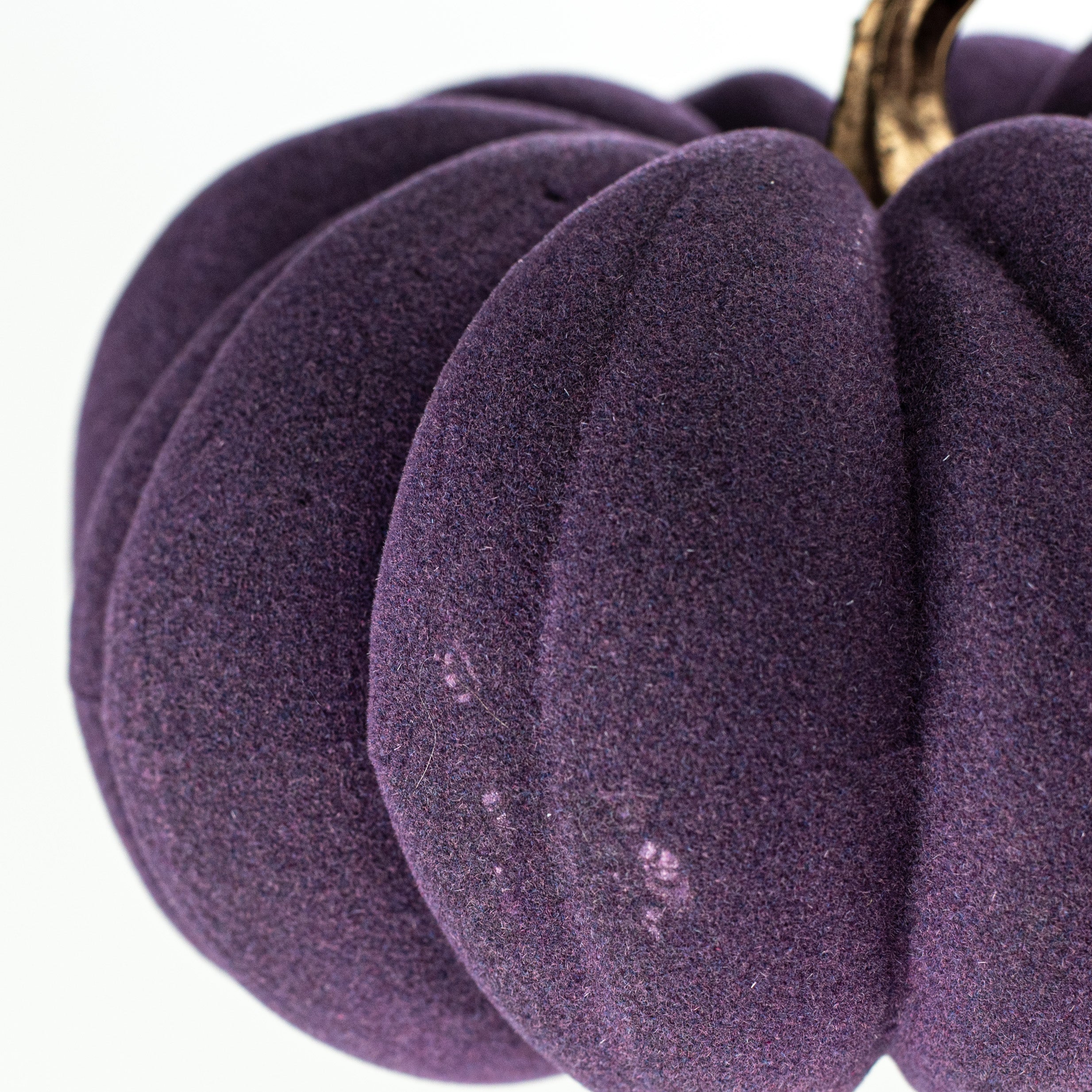 7" Flocked Pumpkin: Purple detail photo 3