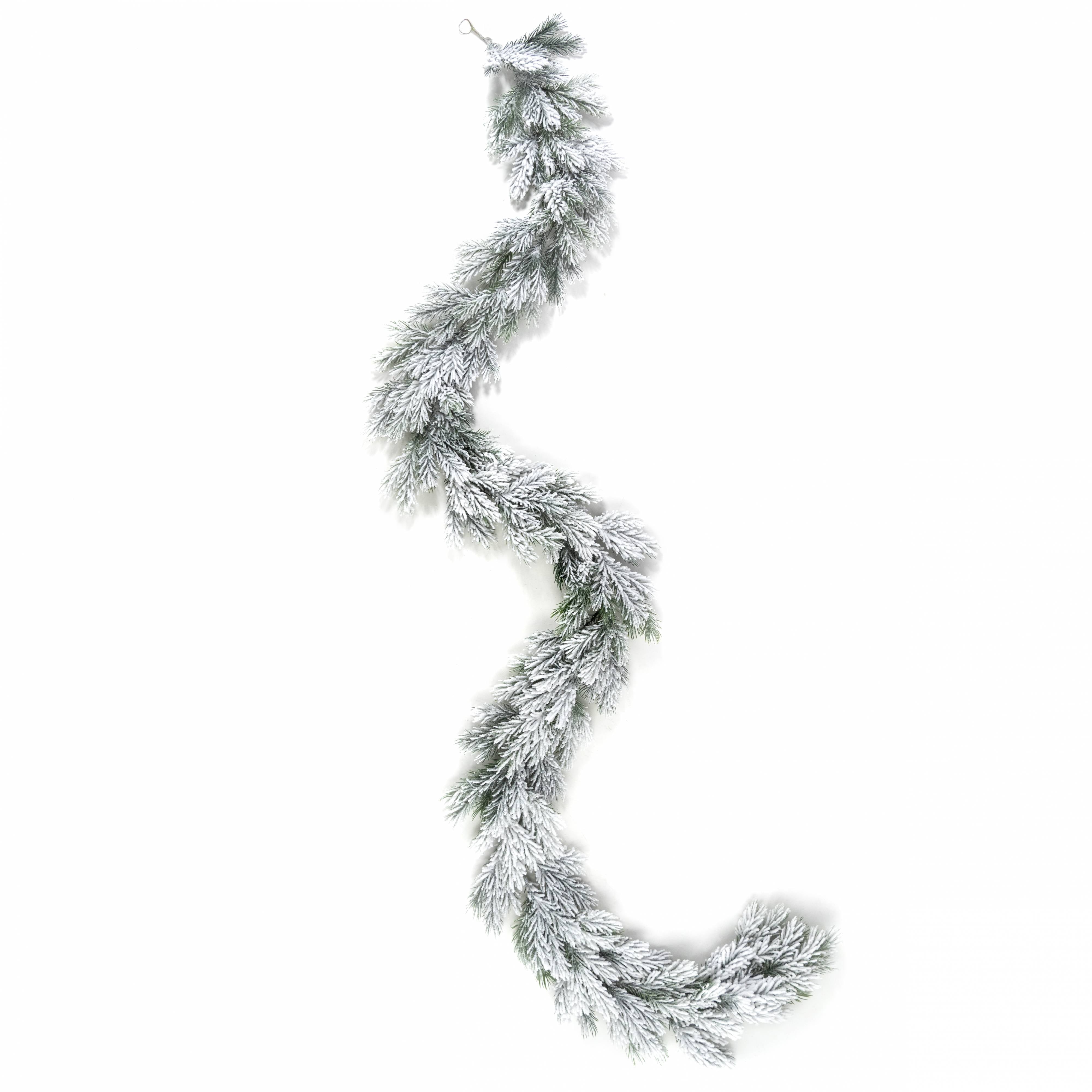 6' Flocked Spruce Garland detail photo 3