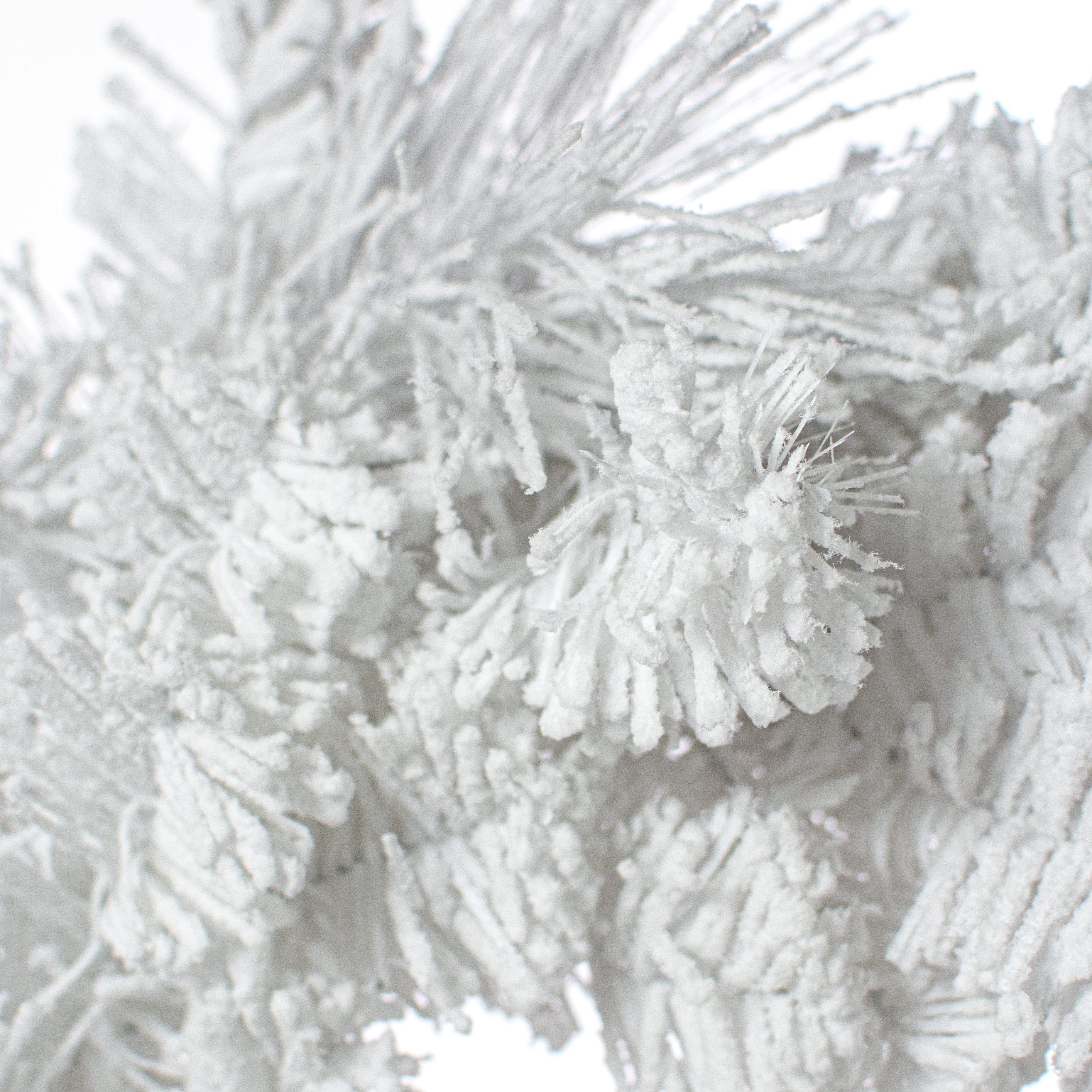22"-24" Flocked White Pine Wreath detail photo 3