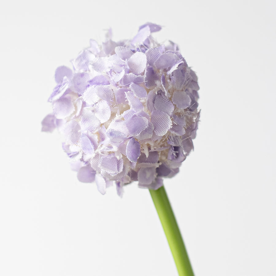 11" Flower Ball Stem Bundle: Lavender Lifestyle Photo