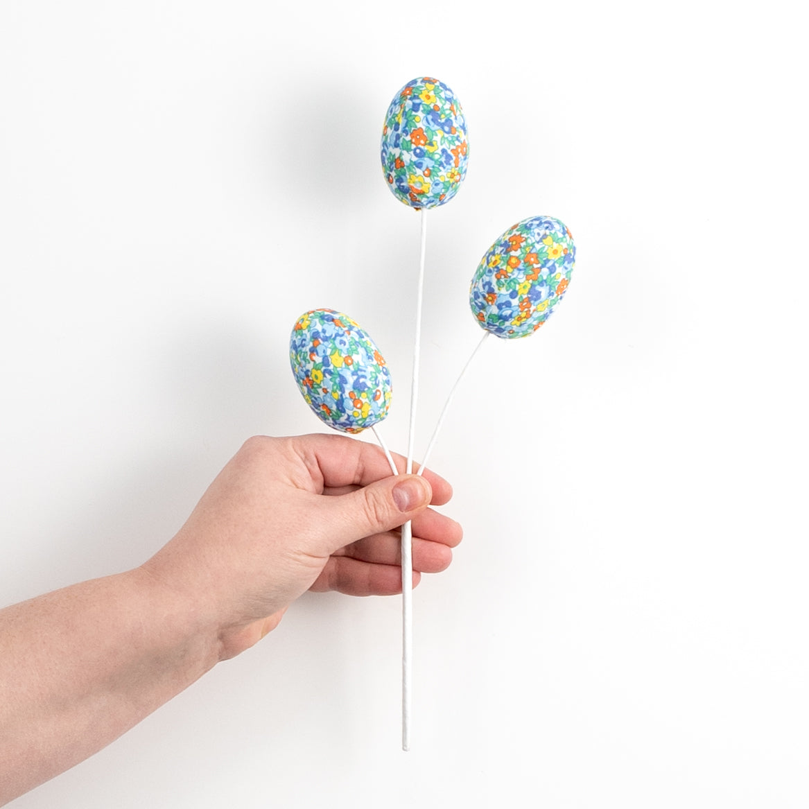 12" Flower Pattern Easter Egg Pick: Blue & Orange detail photo 3