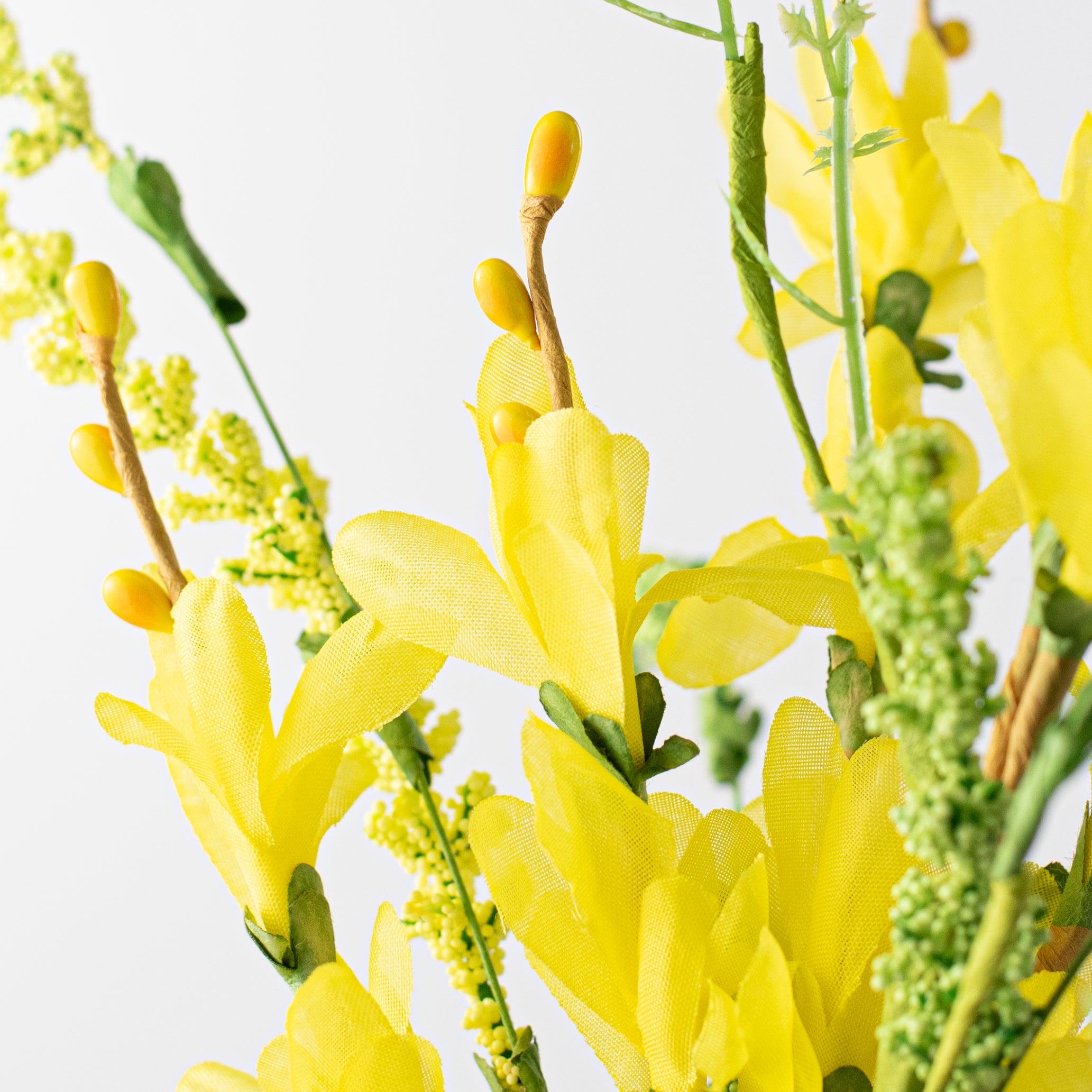 18" Forsythia and Heather Bush: Yellow detail photo 4