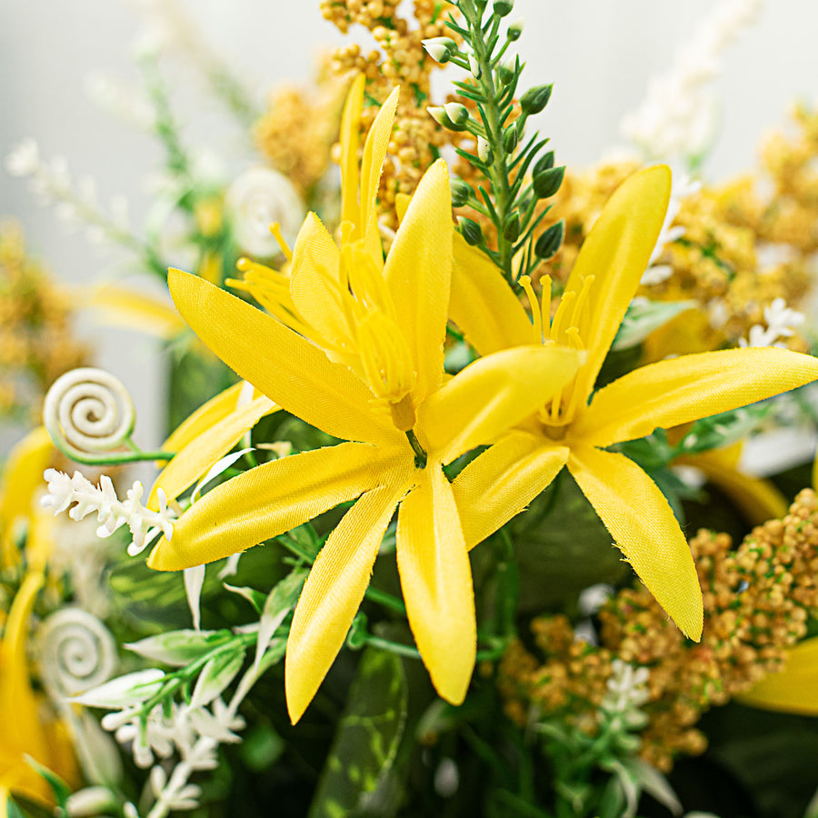 24" Foxtail Freesia Bush: Yellow Lifestyle Photo