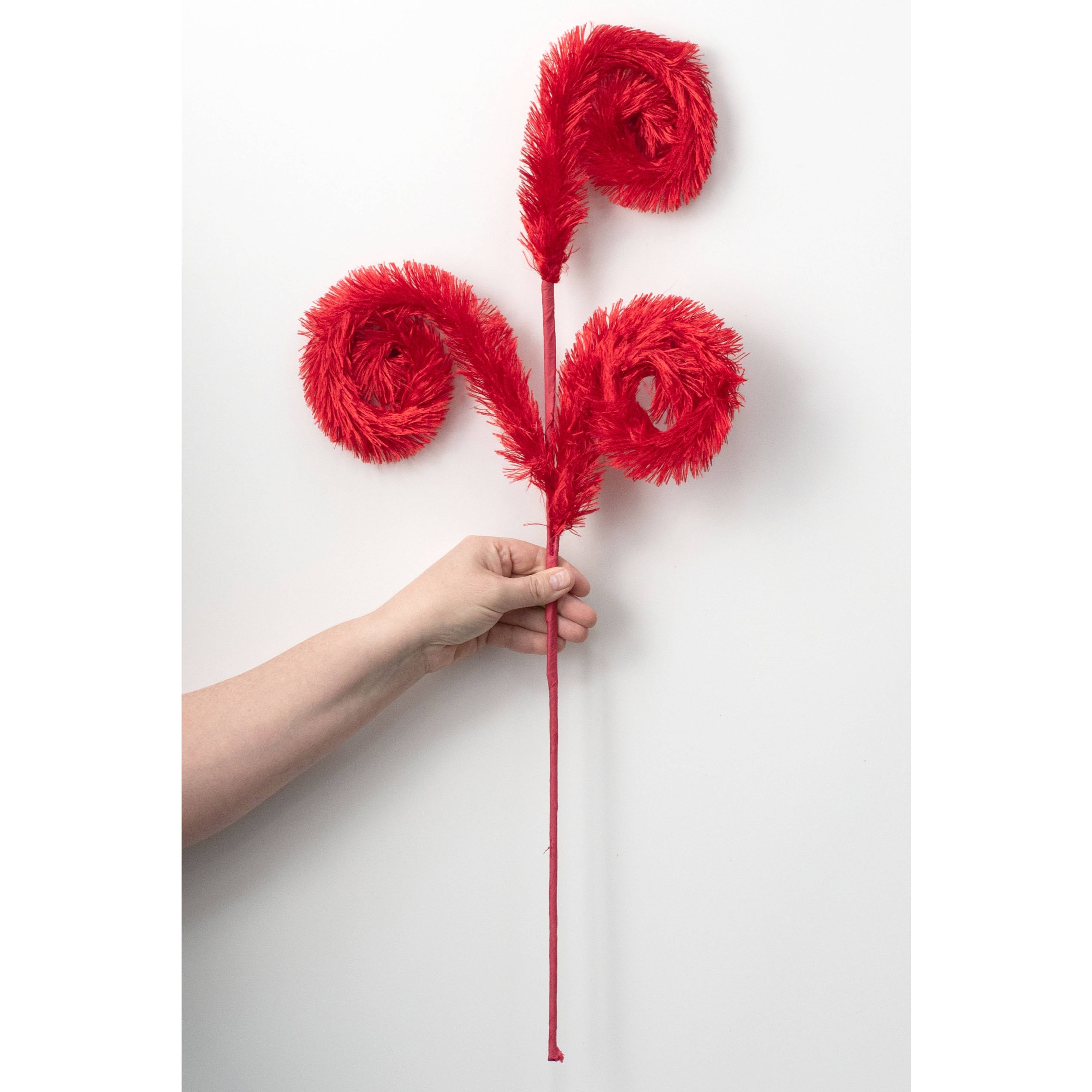 28" Furry Curly Spray: Red detail photo 3