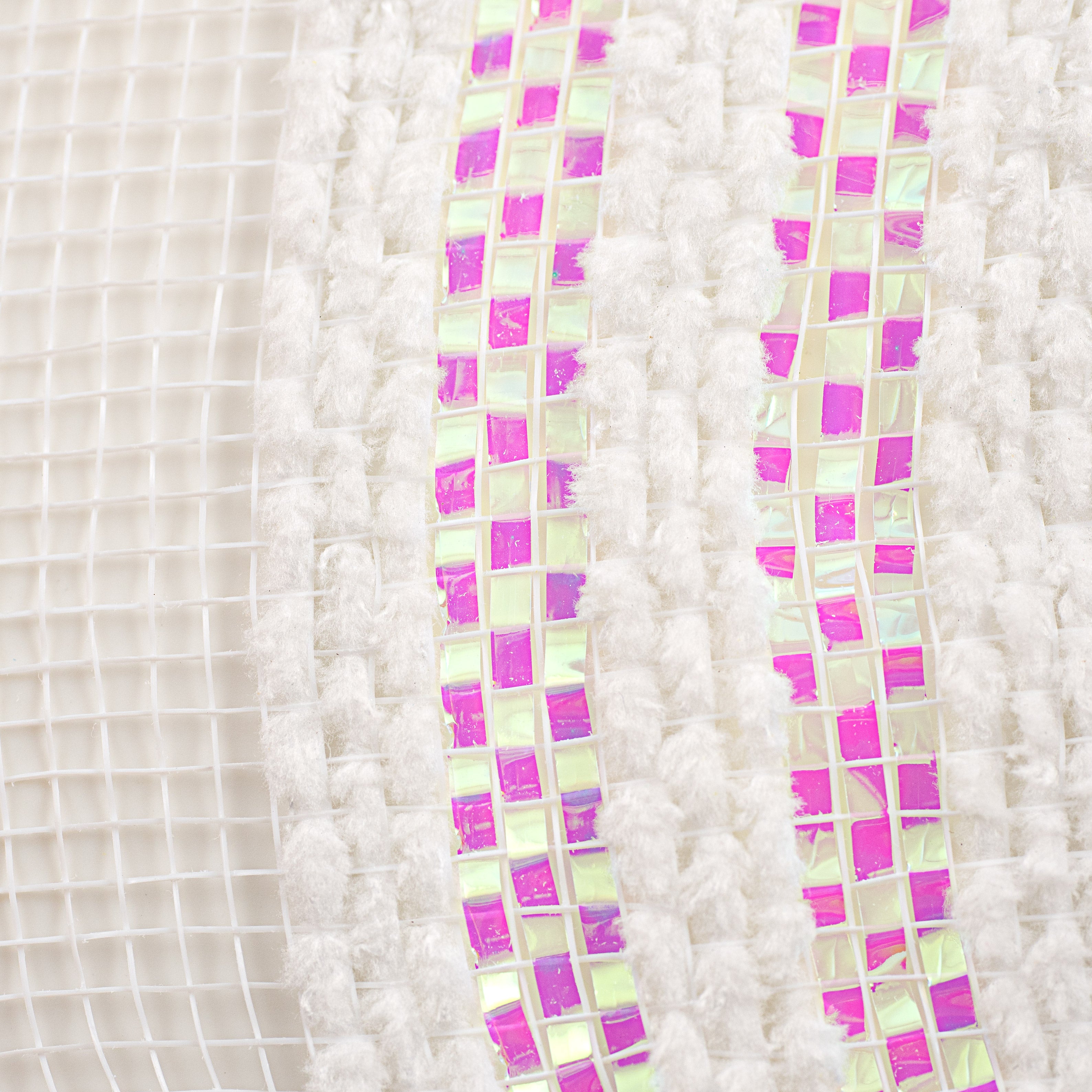21" Fuzzy & Metallic Border Mesh: White detail photo 3