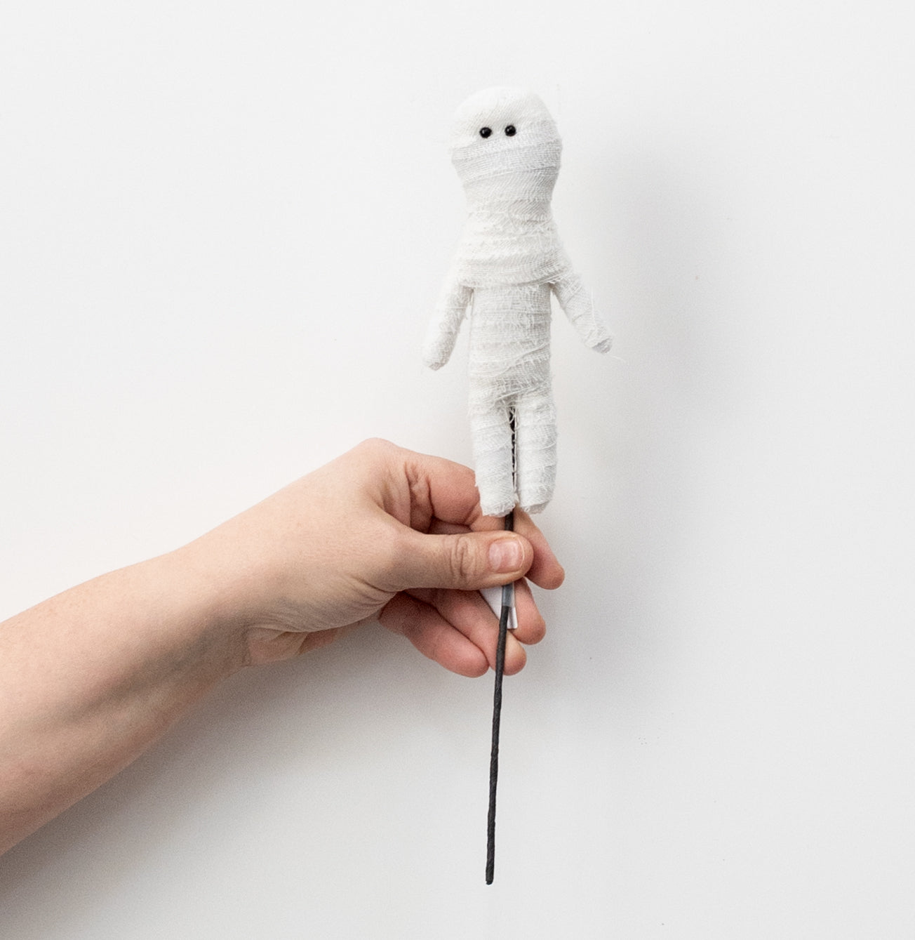 12" Gauze Fabric Mummy Pick detail photo 3