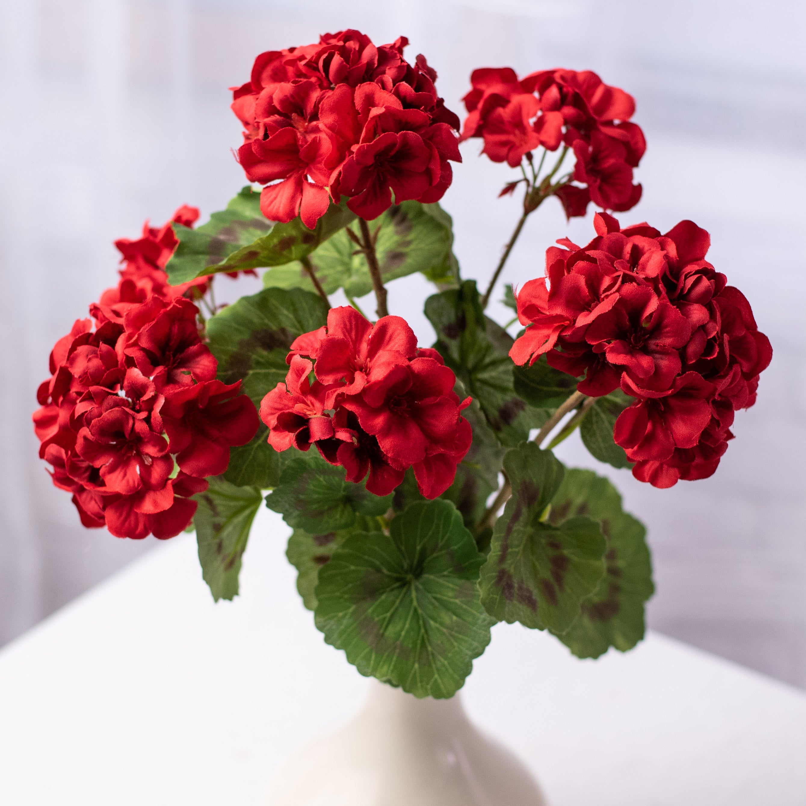 18" Geranium Bush: Red Item Number: 258700