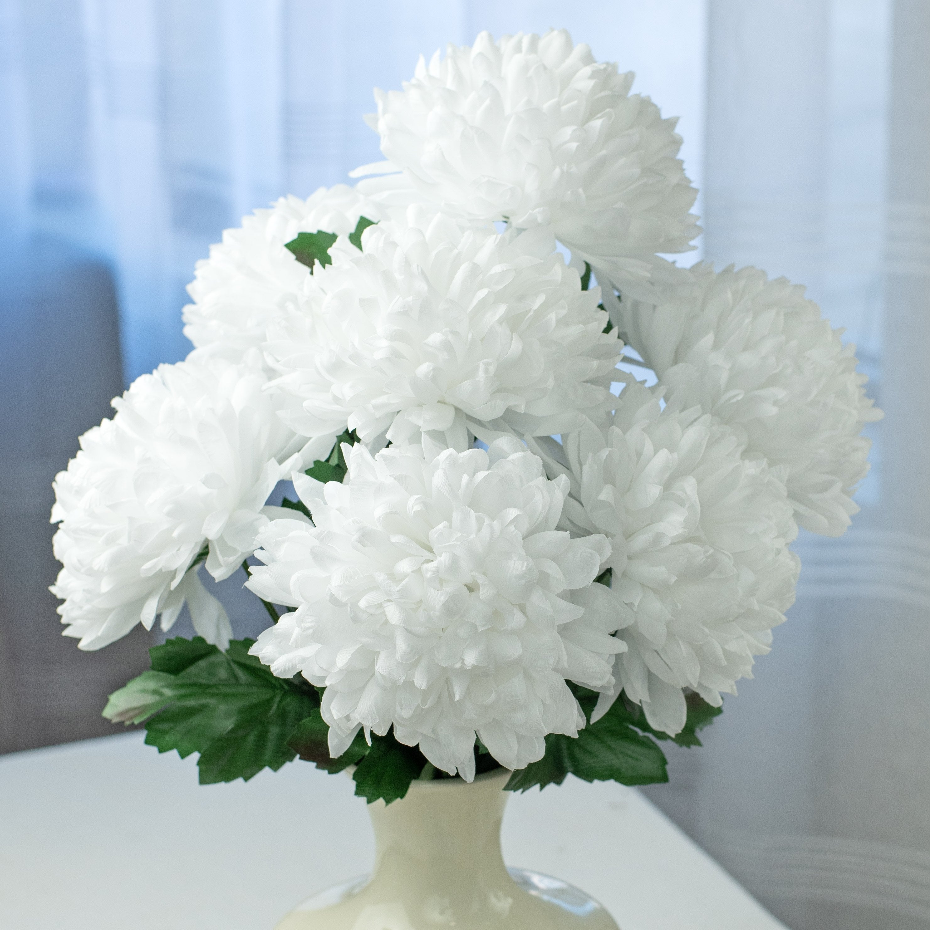 24" Giant Ball Mum Bush: White (7 Stem) Item Number: 35015WT