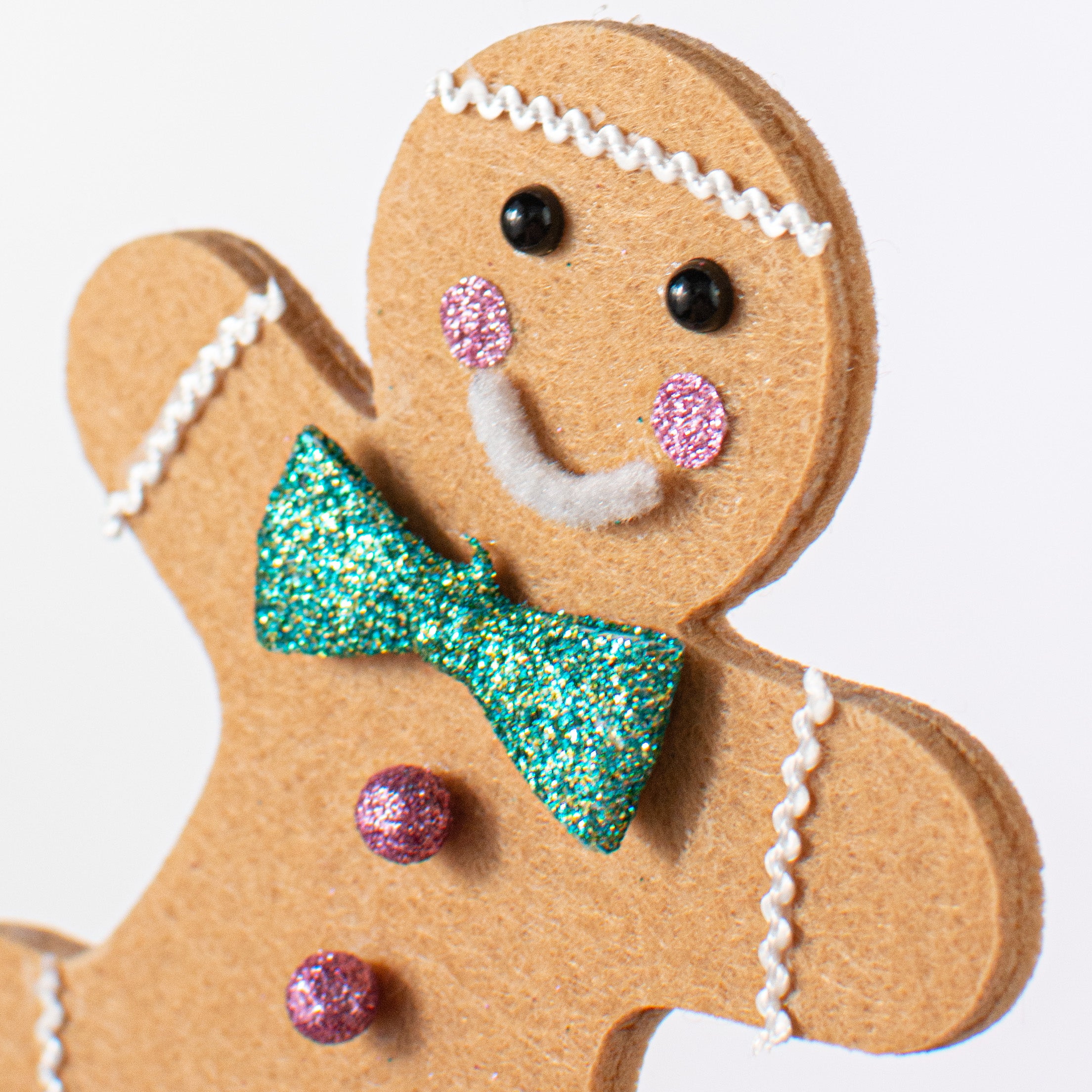 30" Gingerbread Men Pick: Mint & Pink Lifestyle Photo