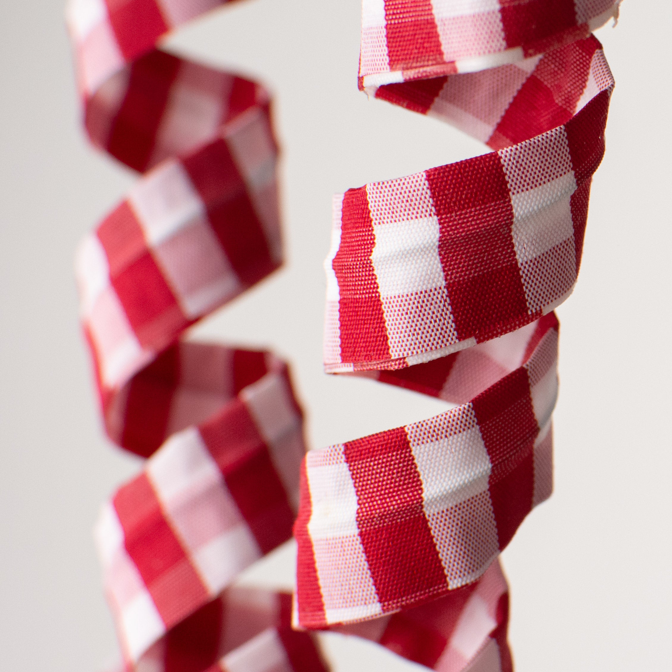 16" Gingham Curly Pick: Red Lifestyle Photo