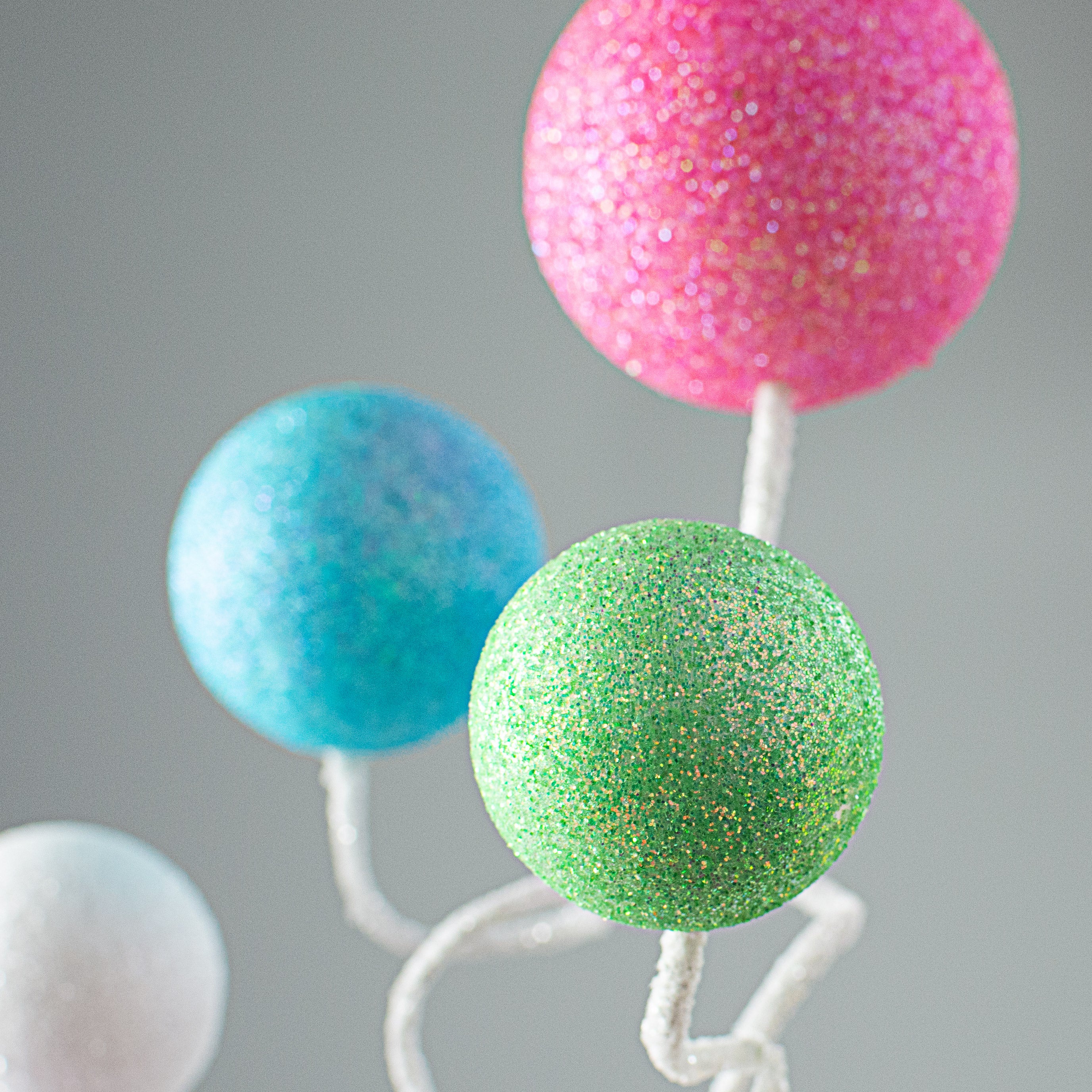 17" Glitter Ball Pick: Spring Multicolor Lifestyle Photo