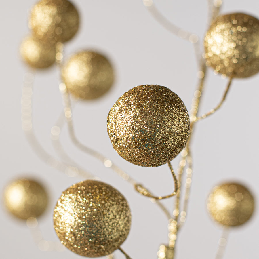 24" Glitter Ball Spray: Gold Lifestyle Photo