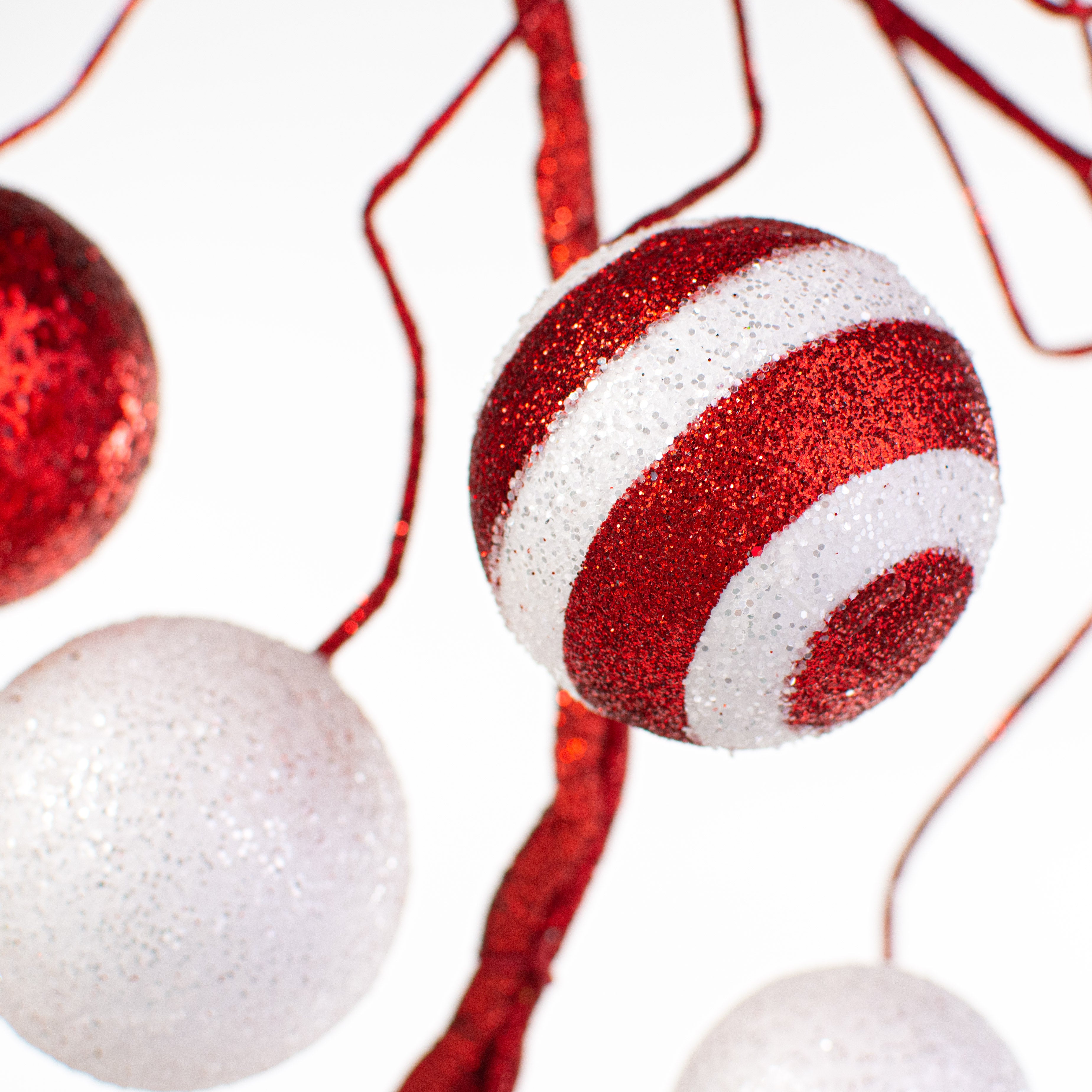 5' Glitter Ball Wired Garland: Red & White detail photo 4