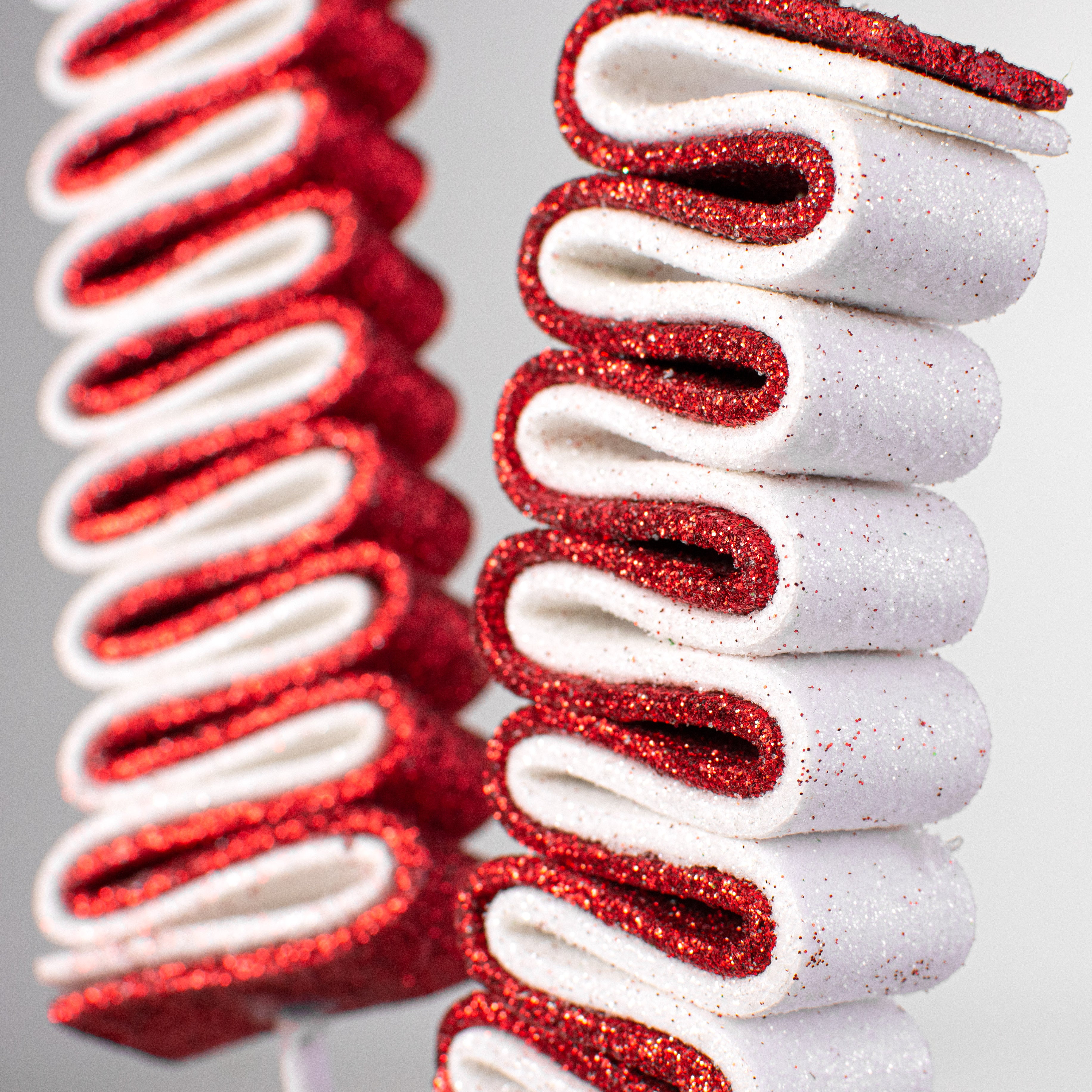 28" Glitter Ribbon Candy Spray: Peppermint detail photo 4
