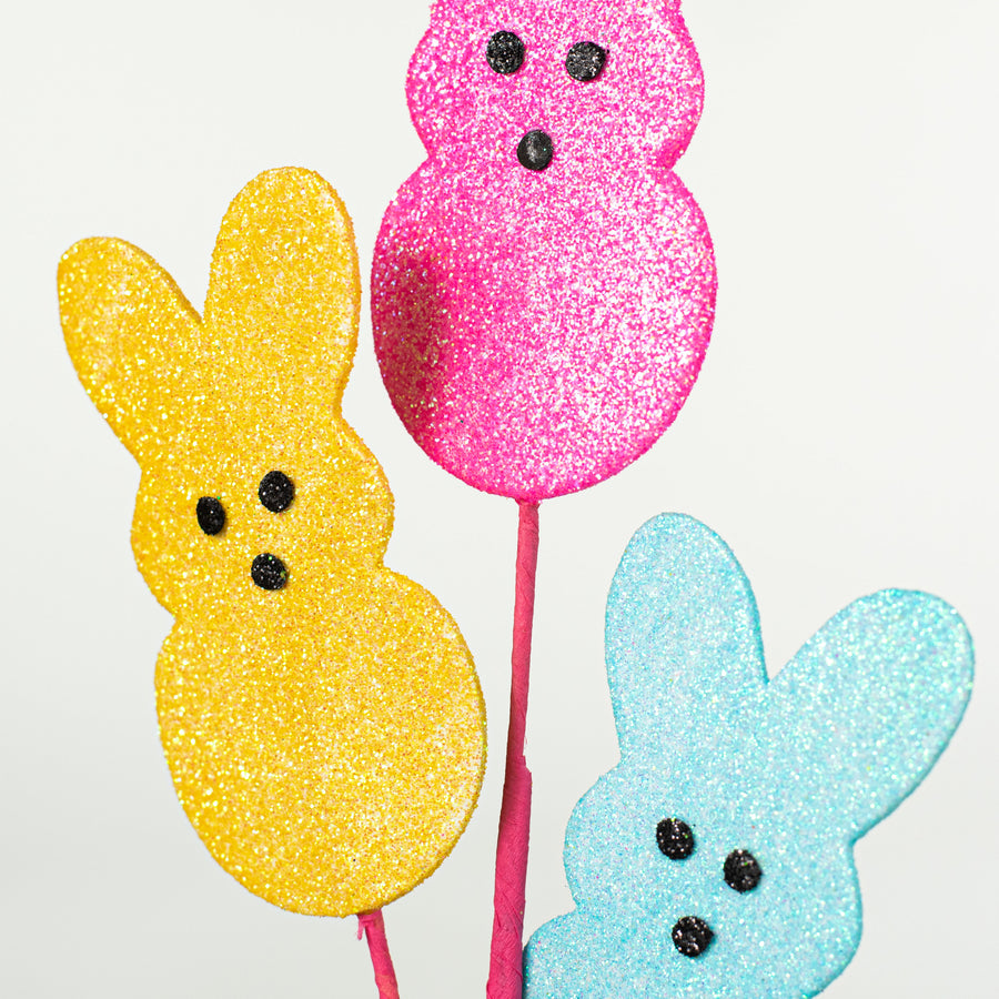 24" Glitter Sugar Bunny Spray Lifestyle Photo