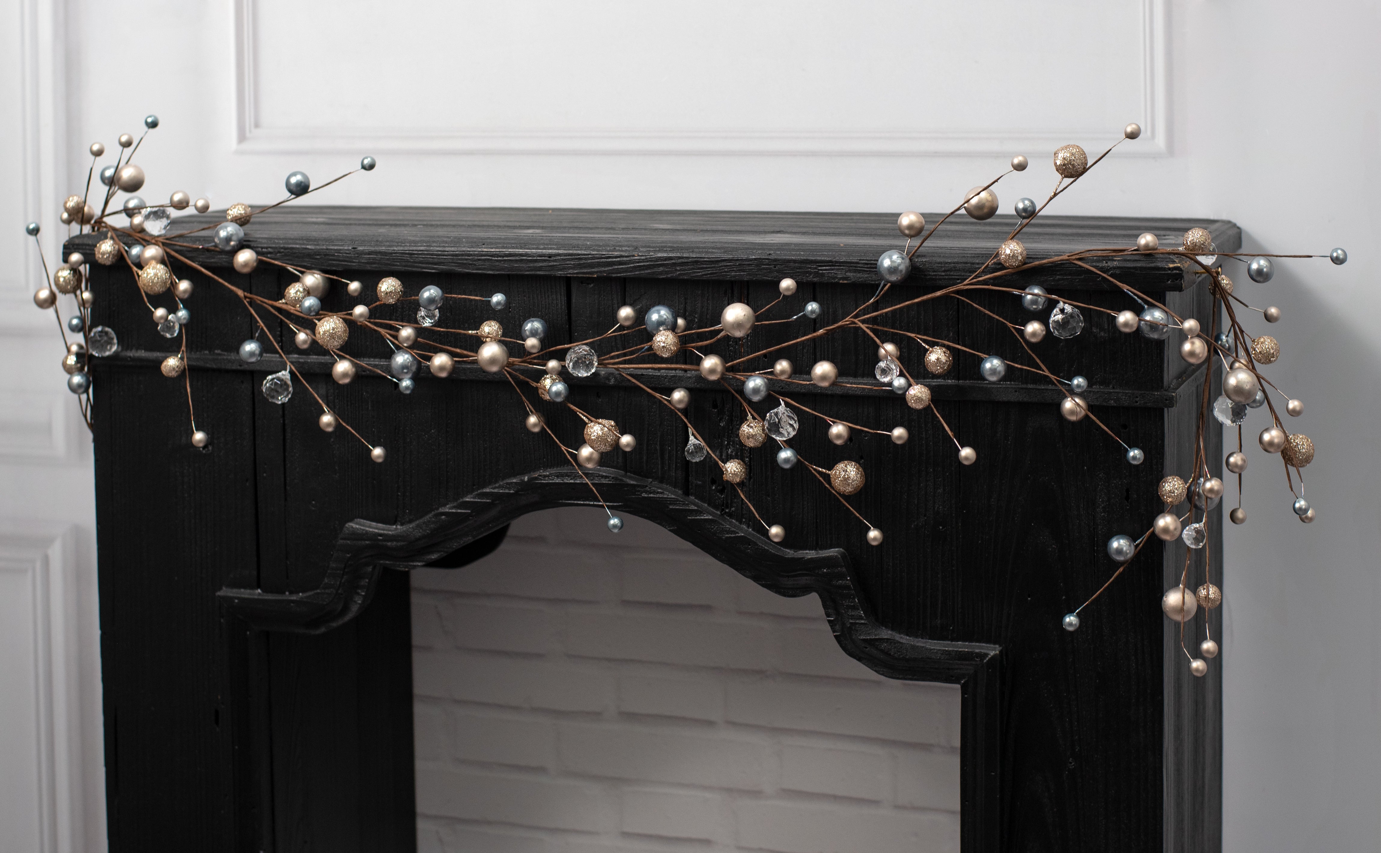 5' Glittered Ball & Diamond Garland: Smoke Blue & Champagne detail photo 4