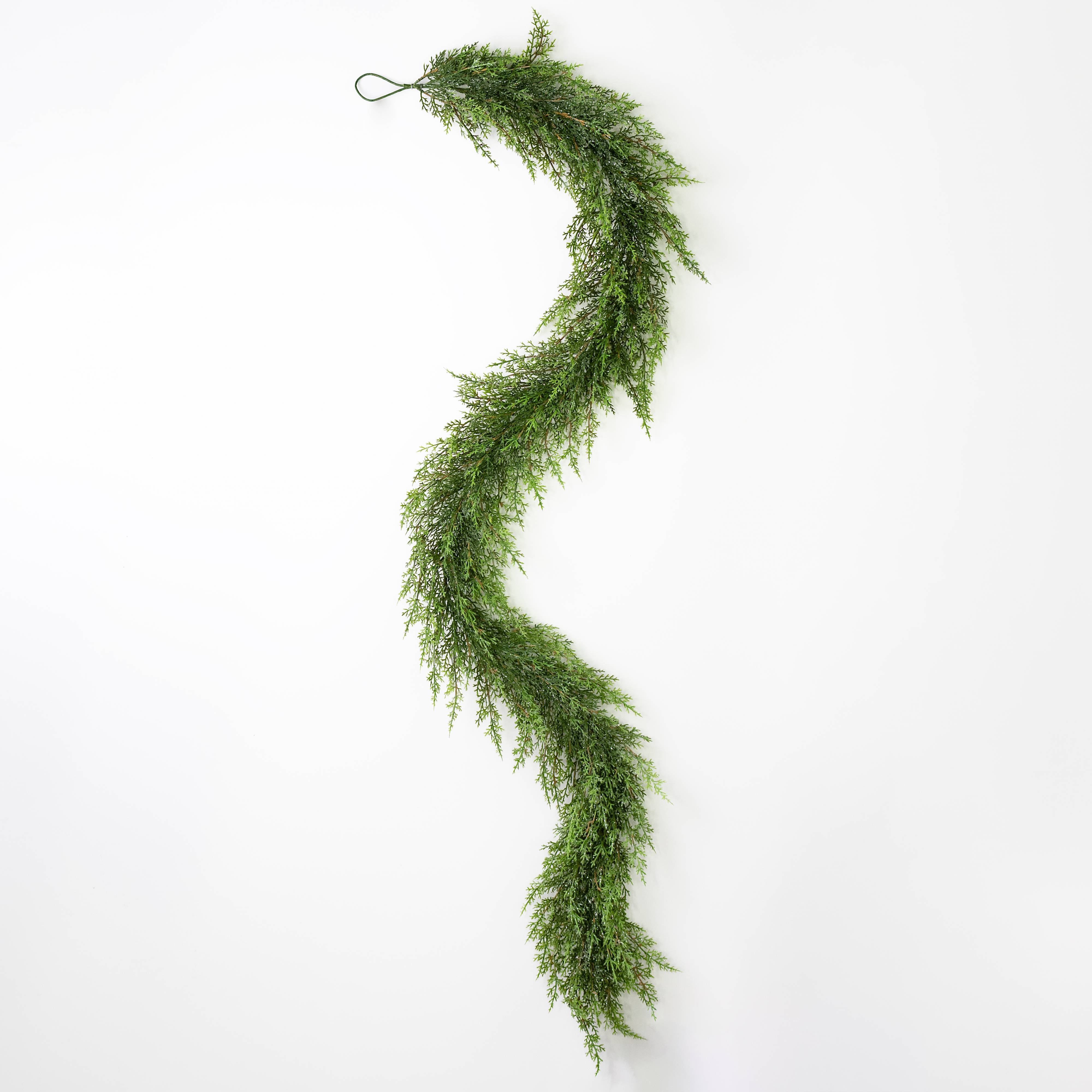 6" Glittered Soft Cedar Garland detail photo 3