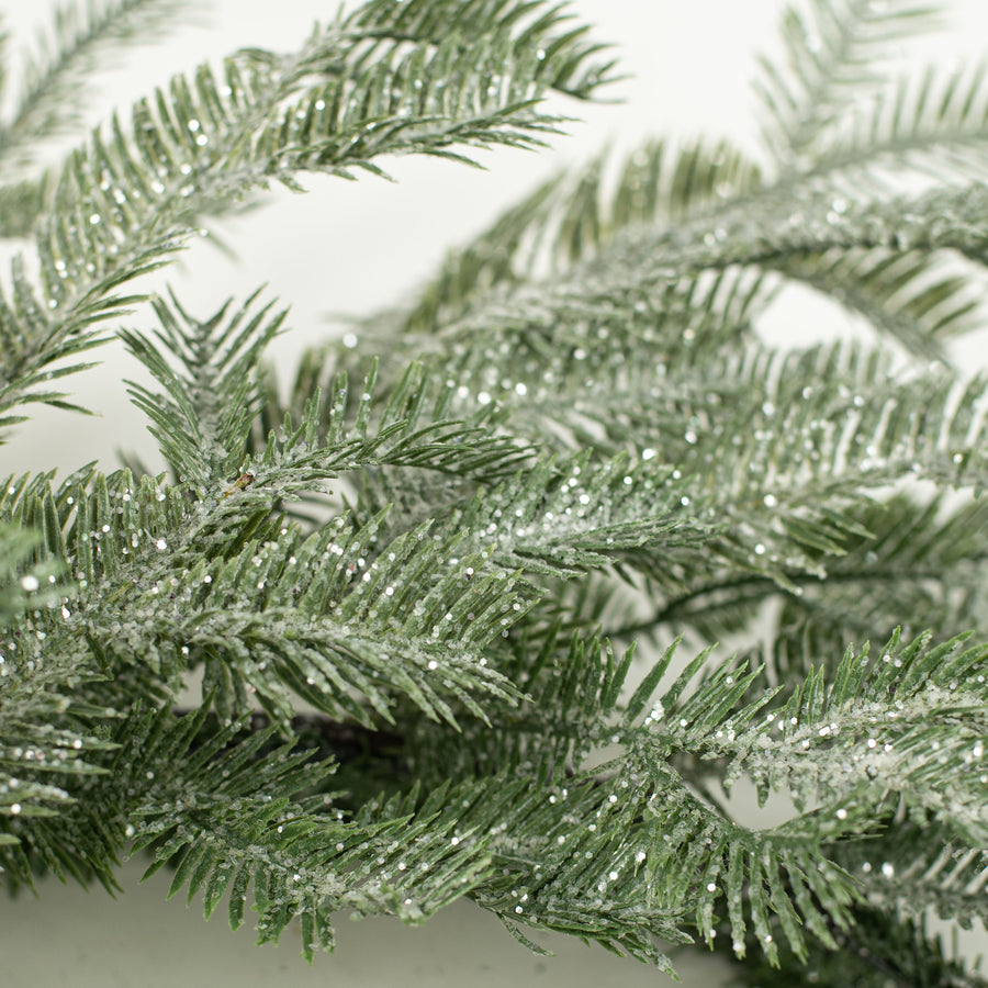 24" Glitzy Hemlock Pine Wreath detail photo 3