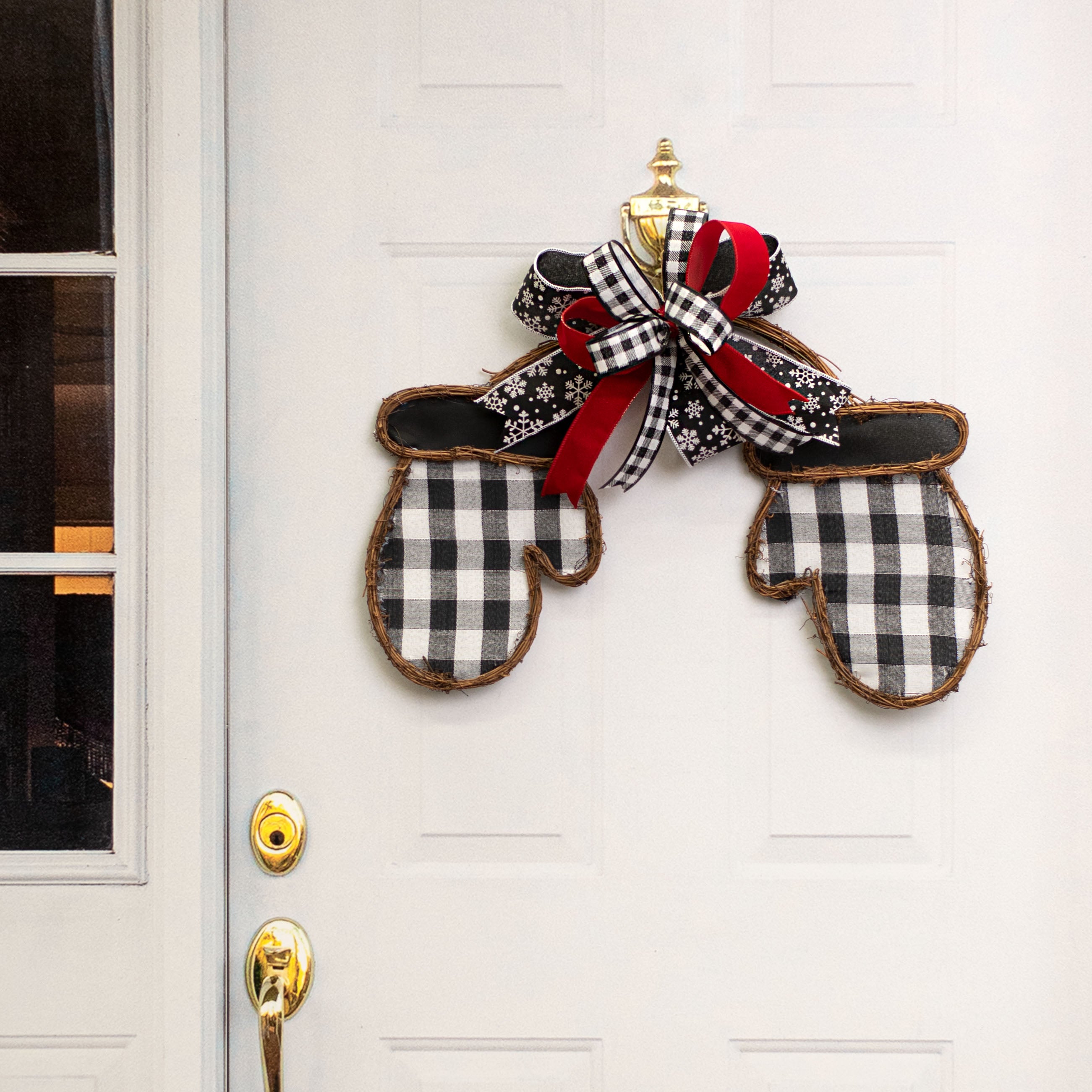 21" Grapevine Hanger: BW Check Mittens Lifestyle Photo