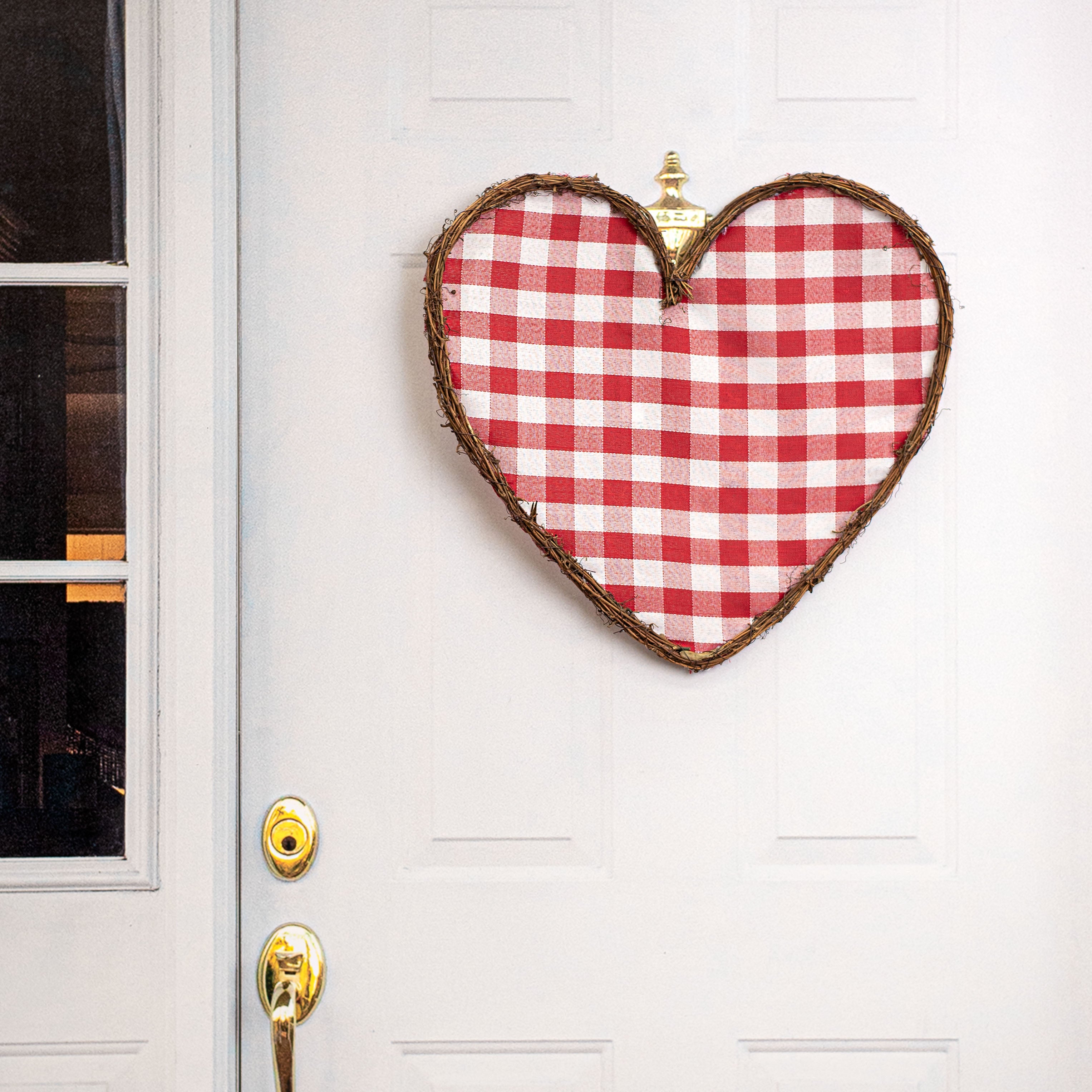 22" Grapevine Hanger: Check Heart Lifestyle Photo