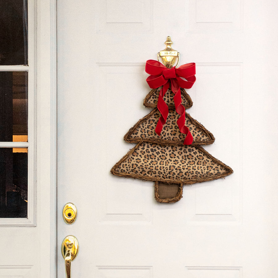 23" Grapevine Hanger: Leopard Print Tree Lifestyle Photo