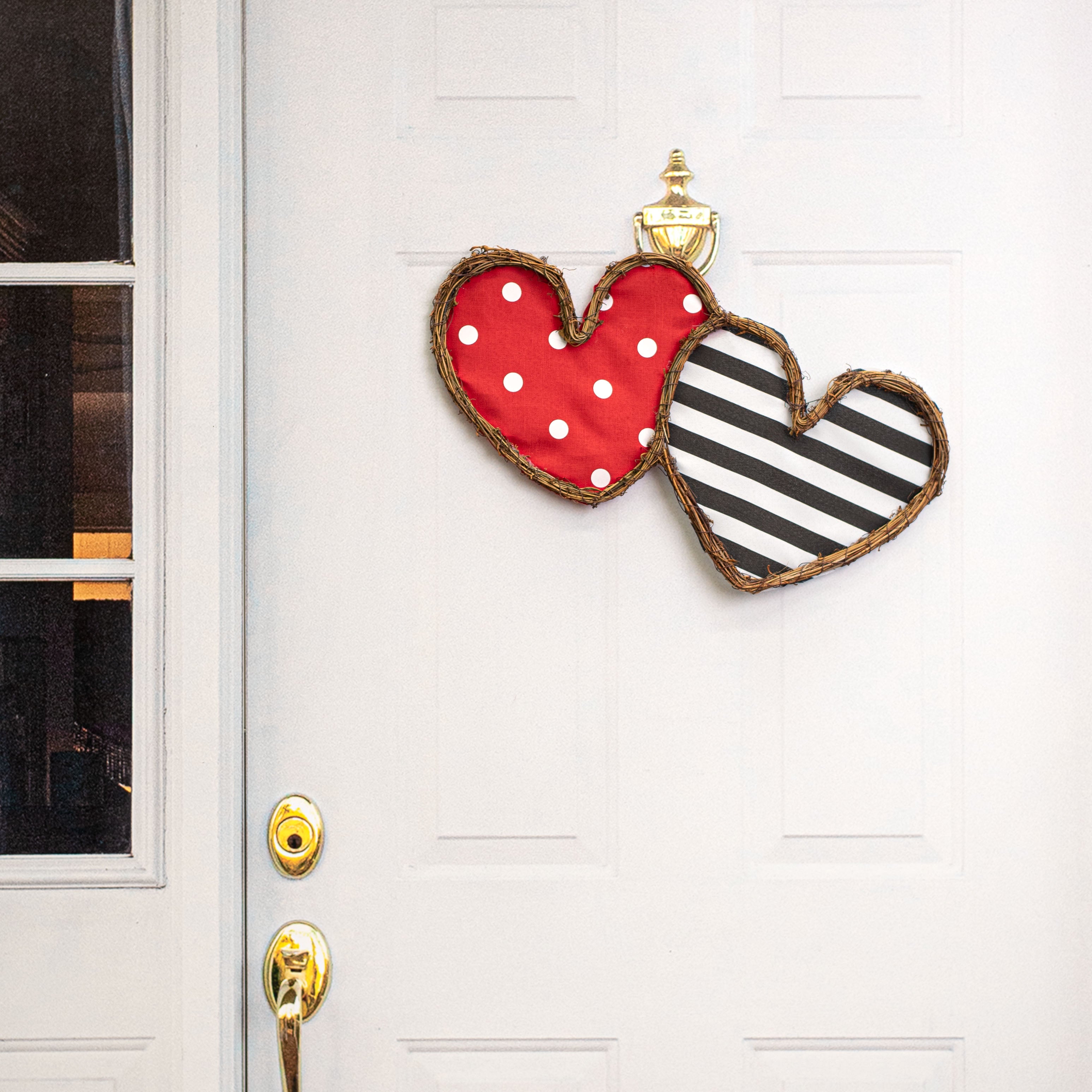 21" Grapevine Hanger: Polka Dots & Stripe Hearts Lifestyle Photo