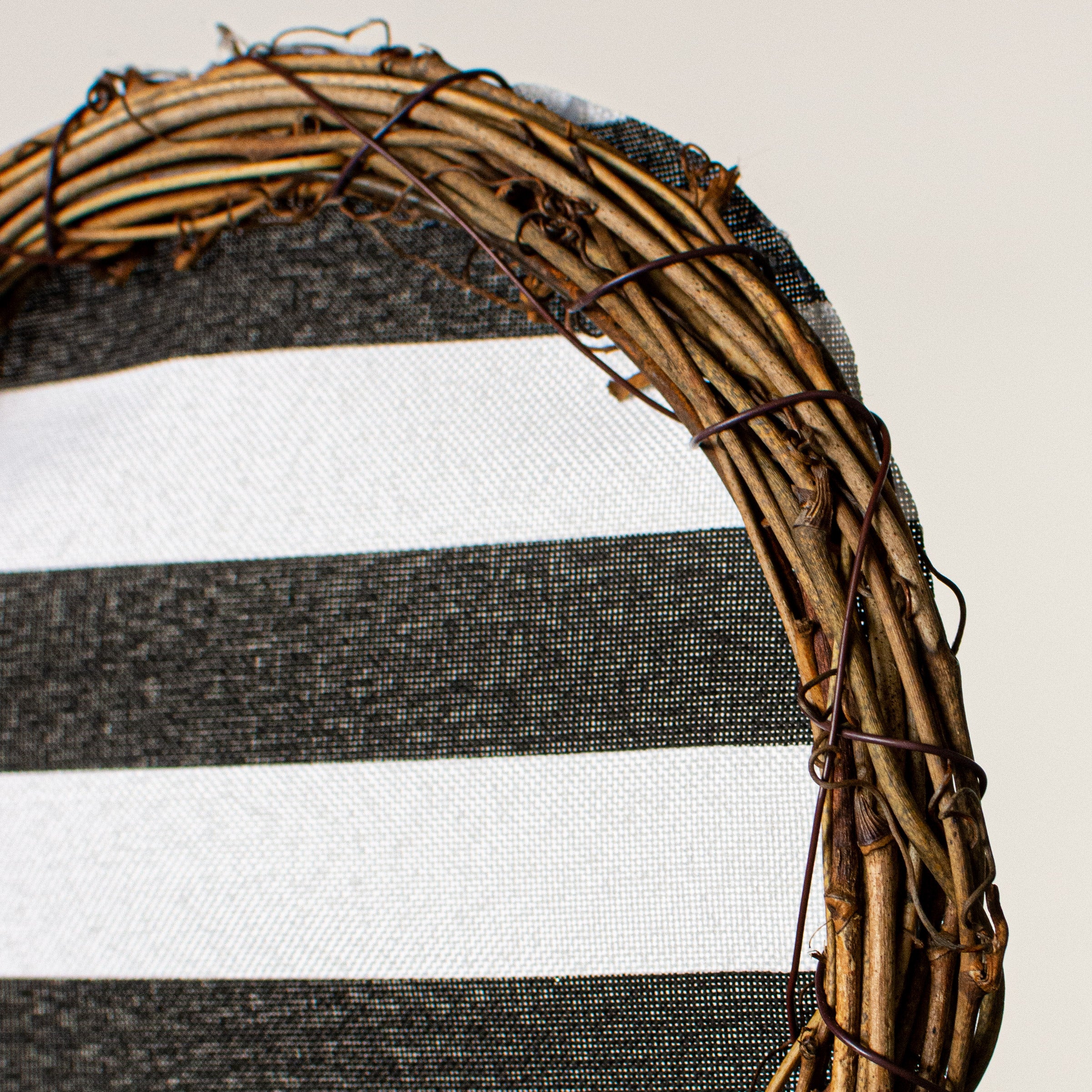 21" Grapevine Hanger: Polka Dots & Stripe Hearts detail photo 3